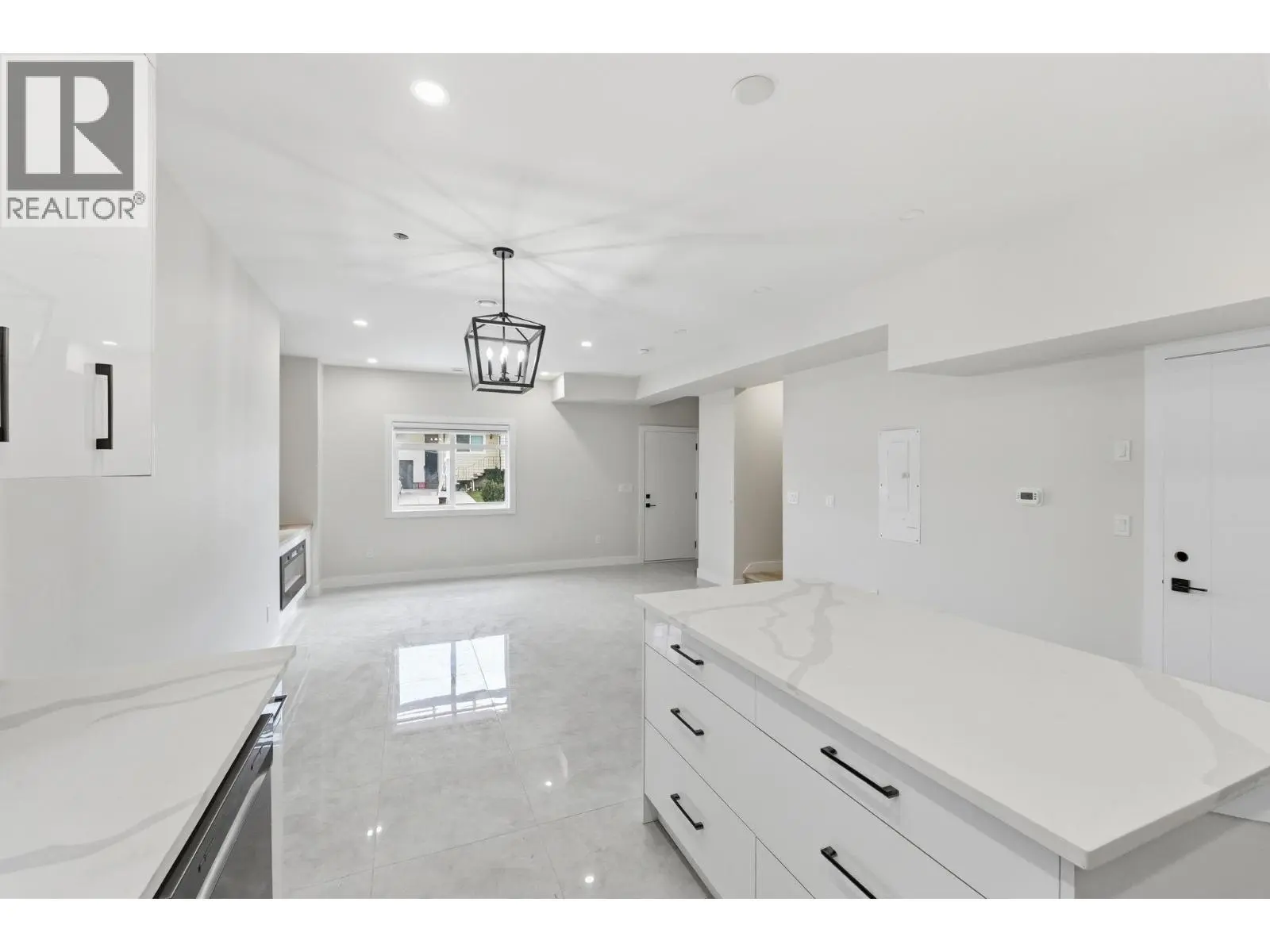 722 Coopland Crescent Unit# 4. Kelowna, British Columbia