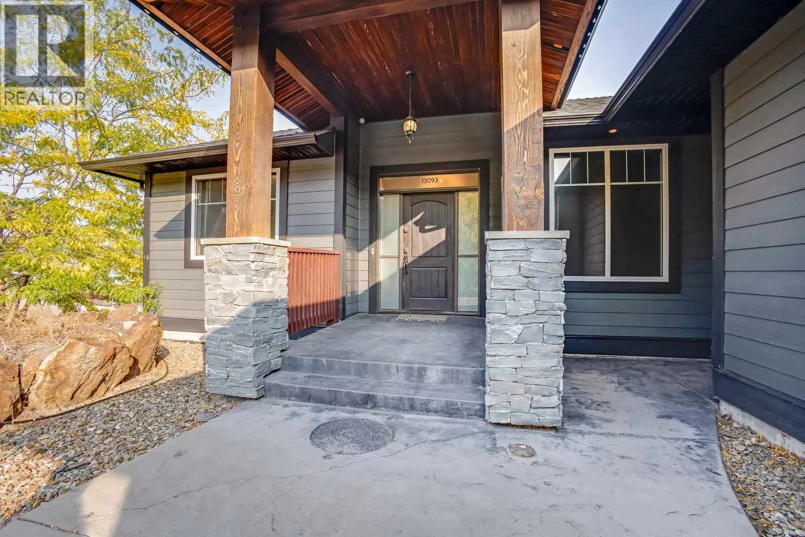13093 Shoreline Drive. Lake Country, British Columbia