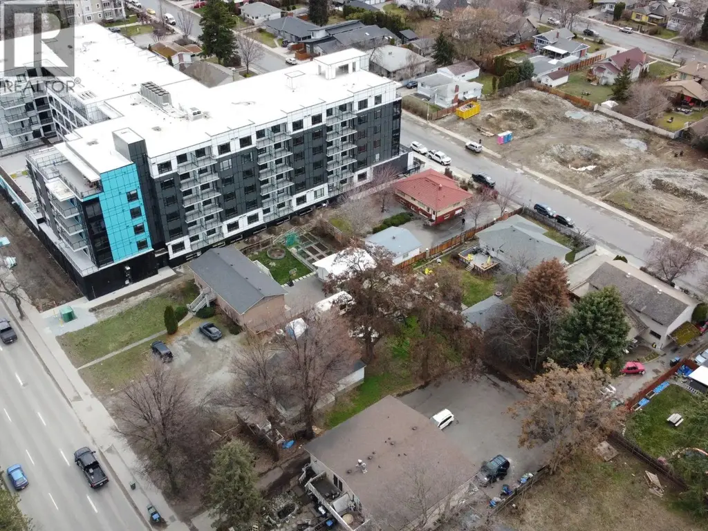 787-789 Harvey Avenue, Kelowna