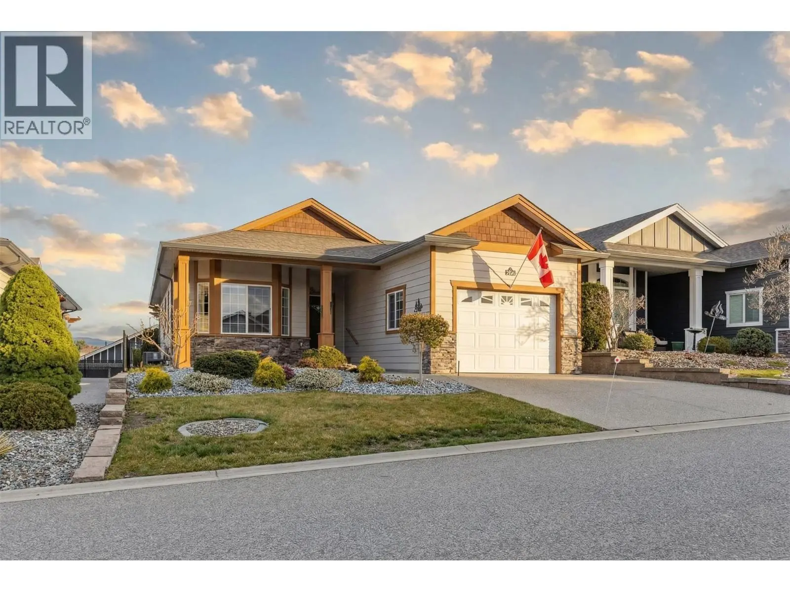 Photo of Listing #10380153