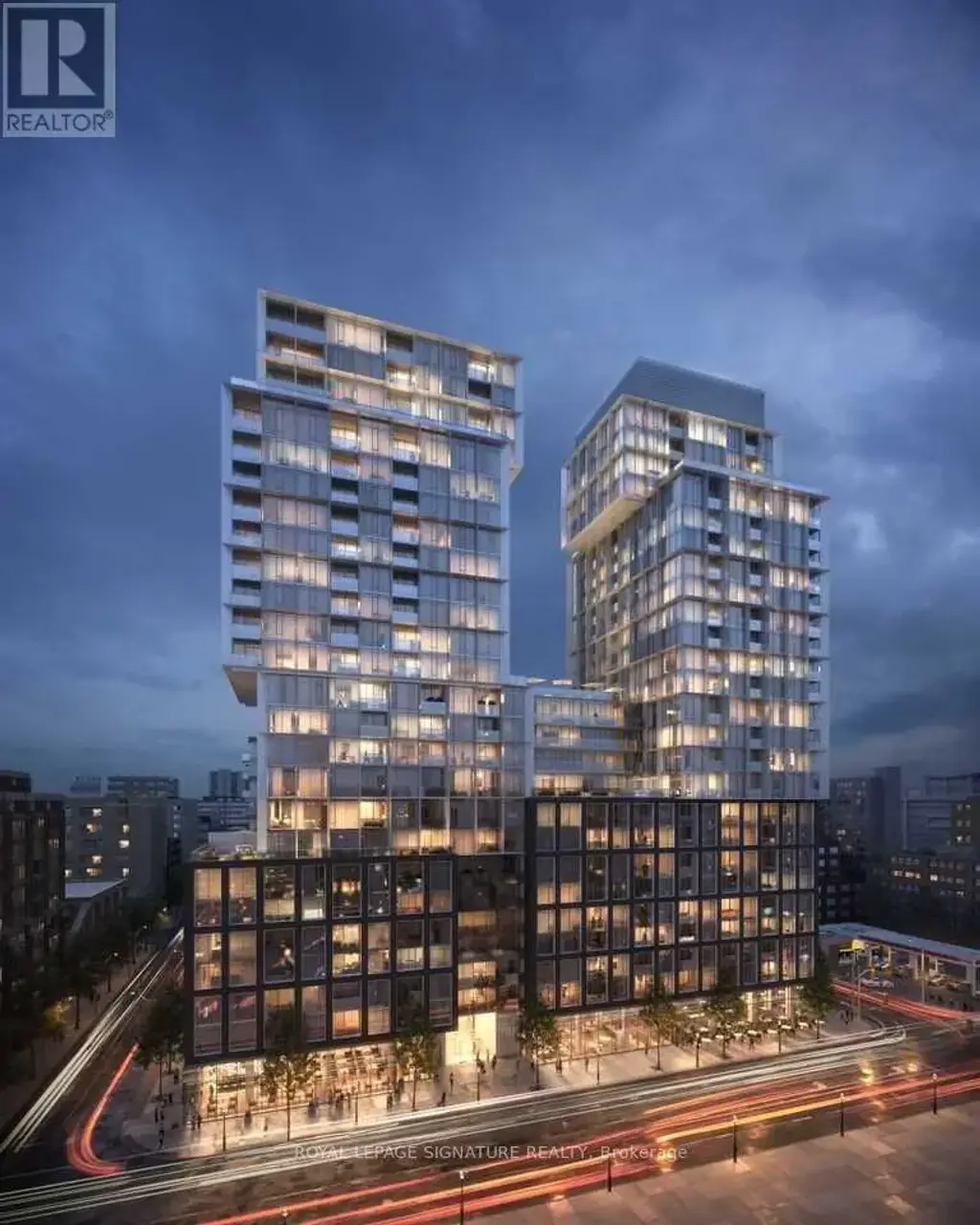 820 - 158 Front Street E, Toronto (Moss Park)