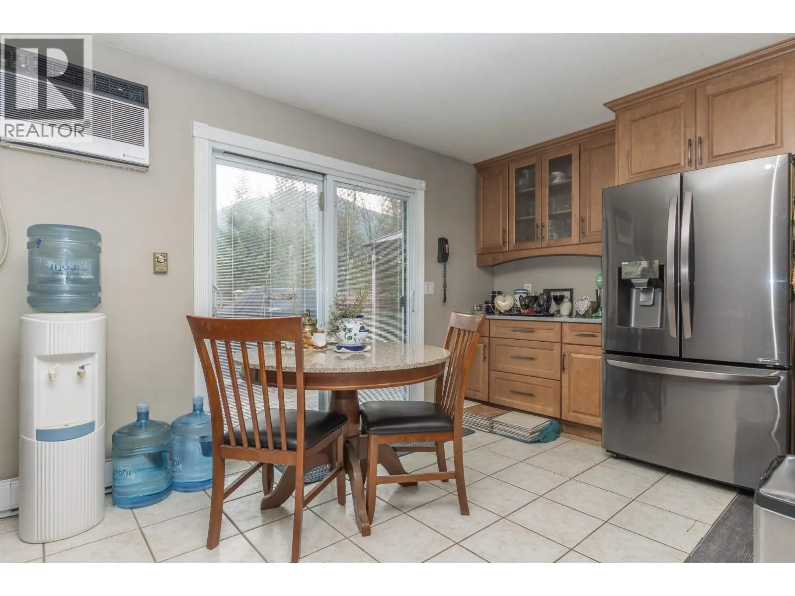 5487 Prosh Frontage Road. Malakwa, British Columbia