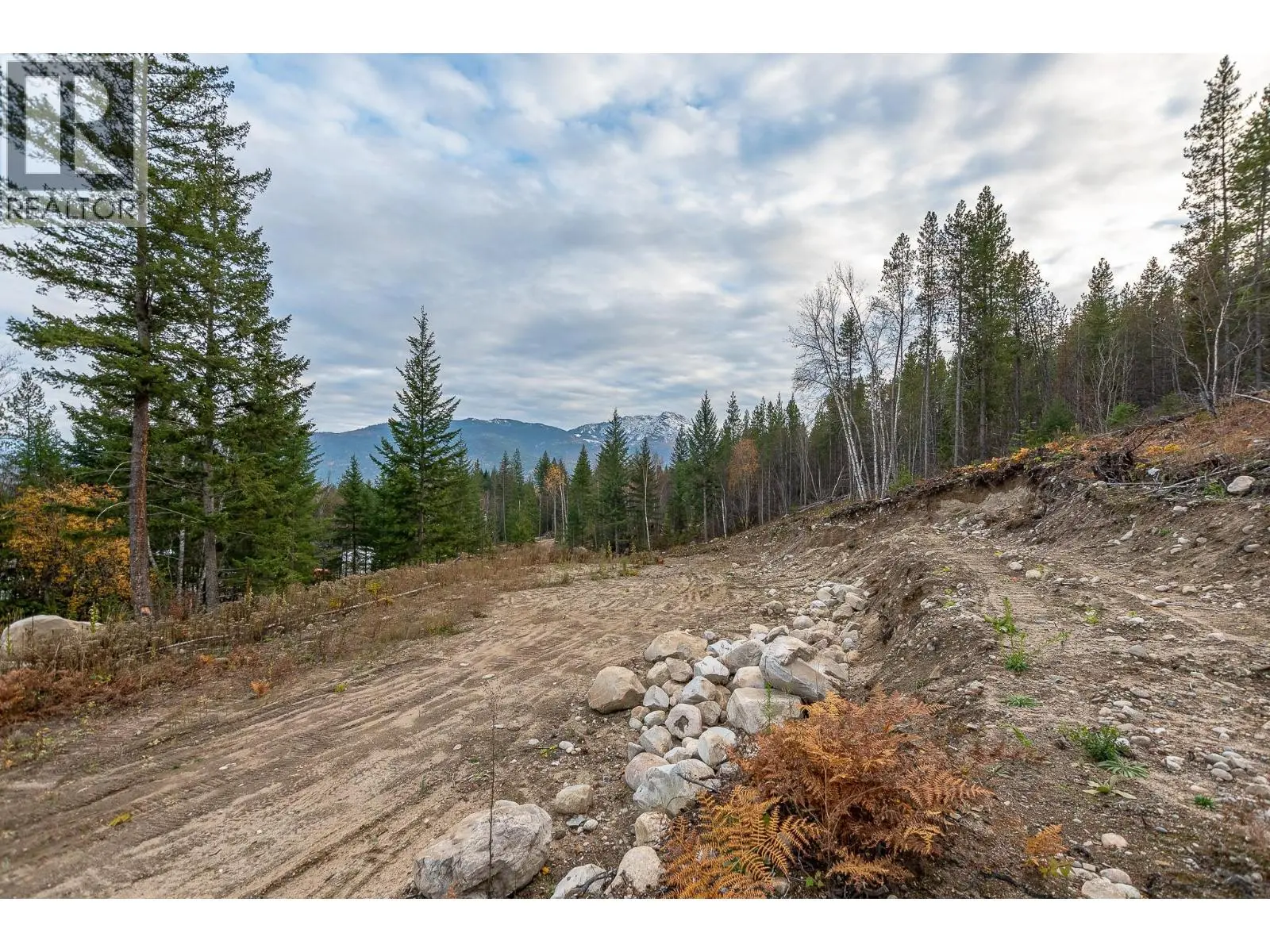 6425 1 Avenue Nw Lot# 1. Salmon Arm, British Columbia
