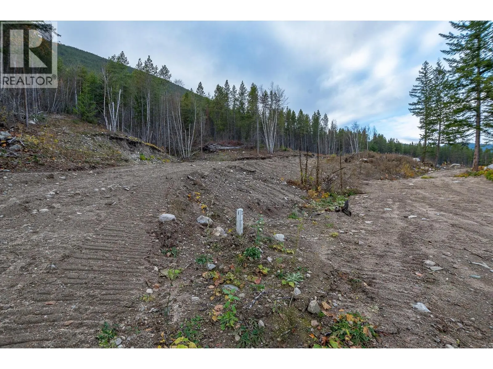 6425 1 Avenue Nw Lot# 1. Salmon Arm, British Columbia