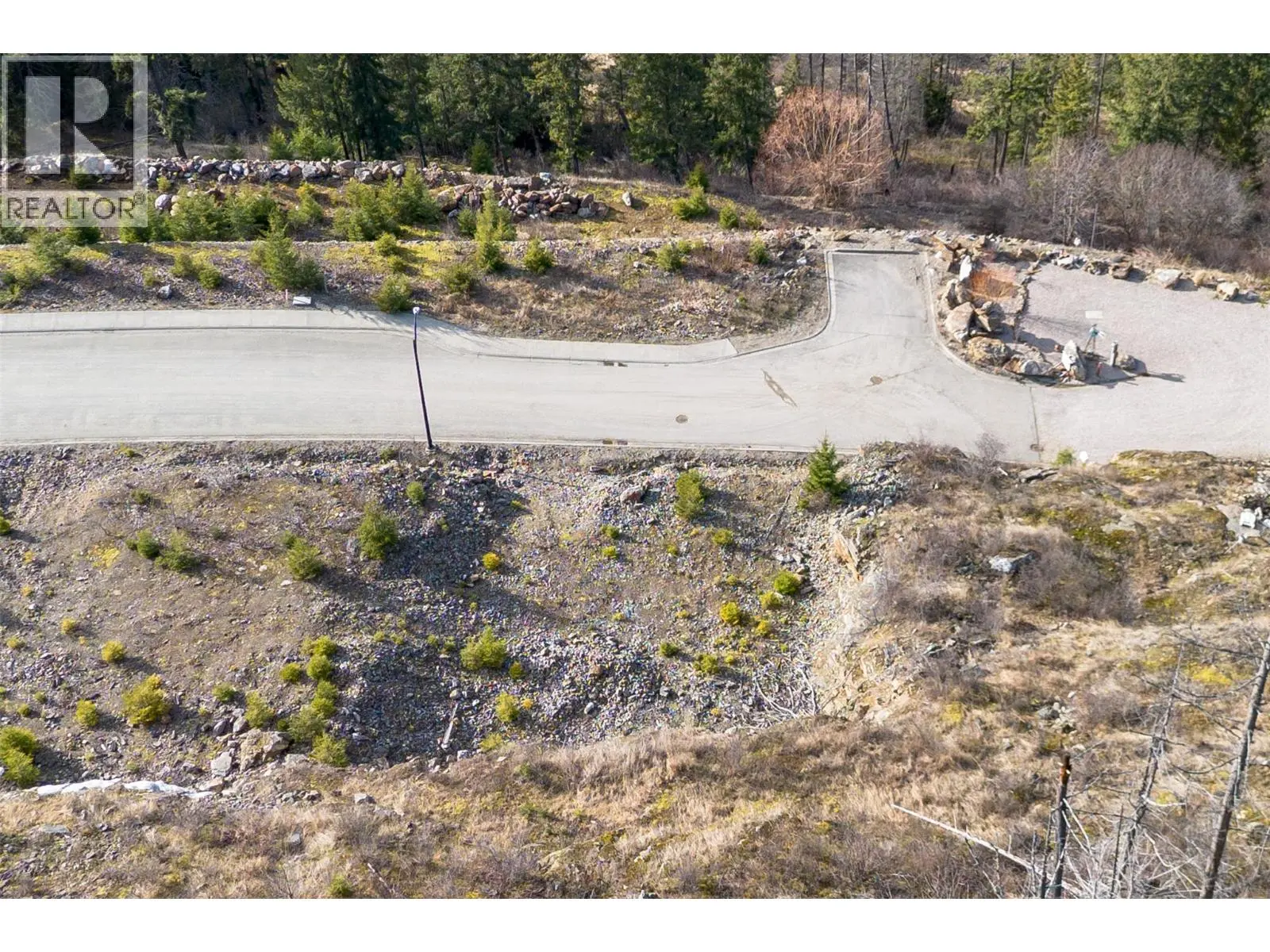 283 Bayview Drive. Sicamous, British Columbia