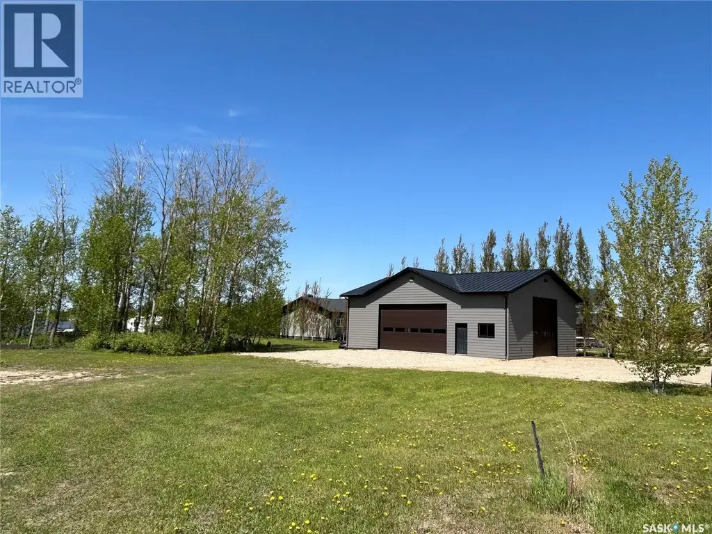 39 Pape Drive, Humboldt Lake