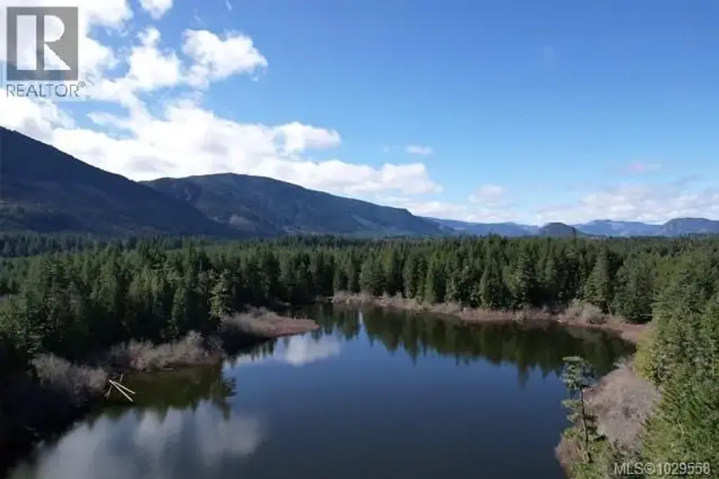 200 Hudgrove Rd, Lake Cowichan