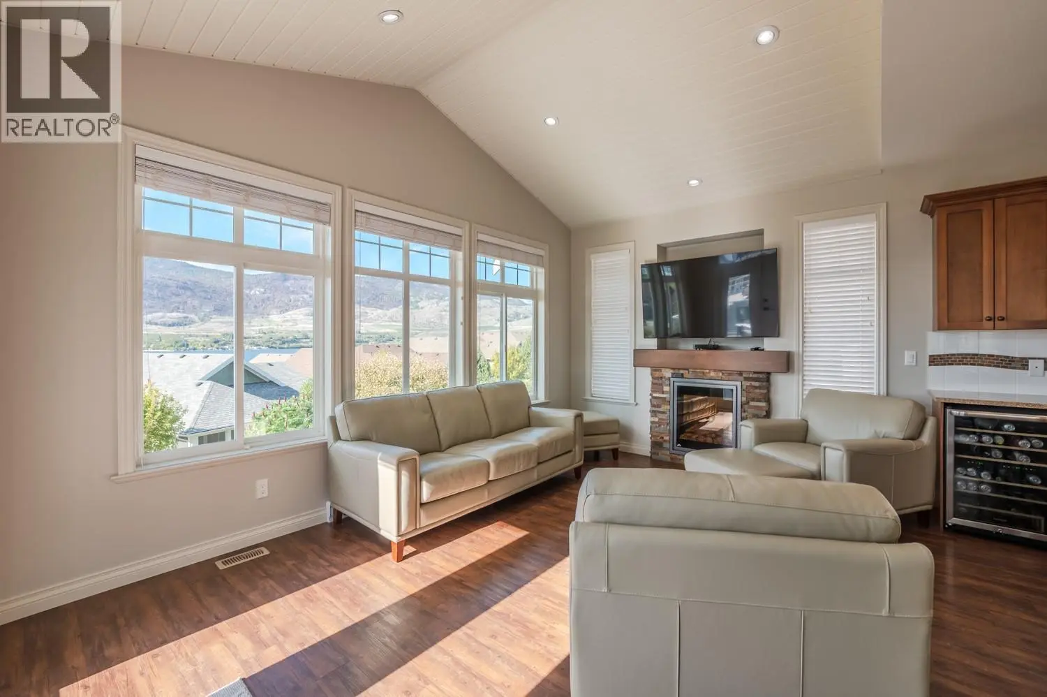 2450 Radio Tower Road Unit# 206. Oliver, British Columbia
