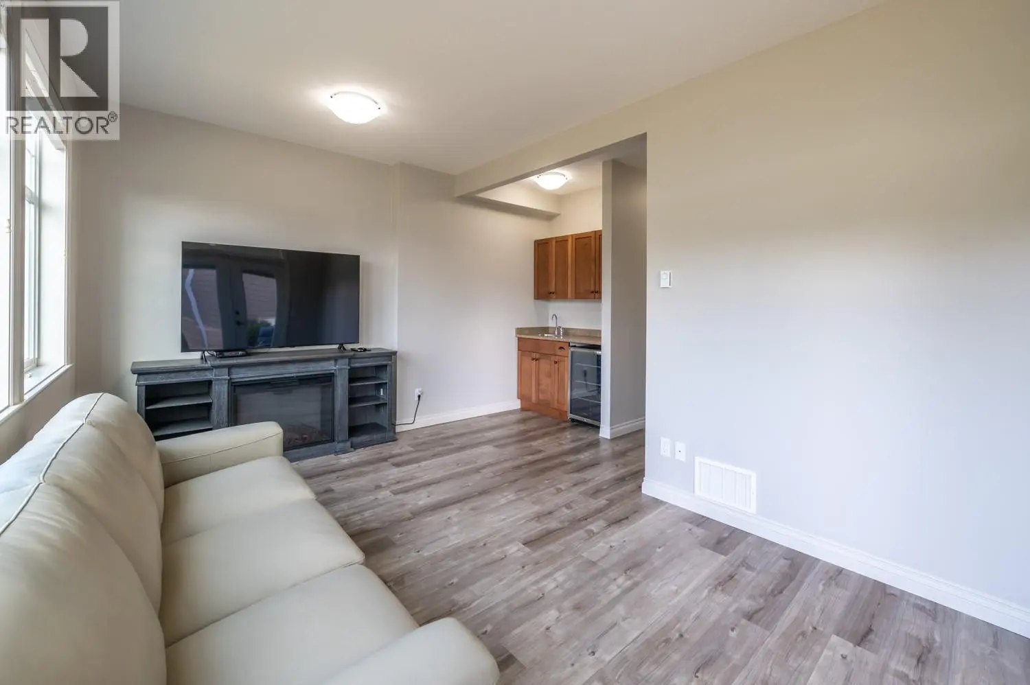 2450 Radio Tower Road Unit# 206. Oliver, British Columbia