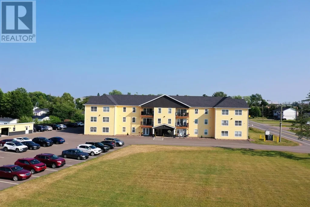1592 Warren Grove Road, Cornwall