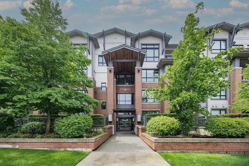 205 2960 151 Street, Surrey