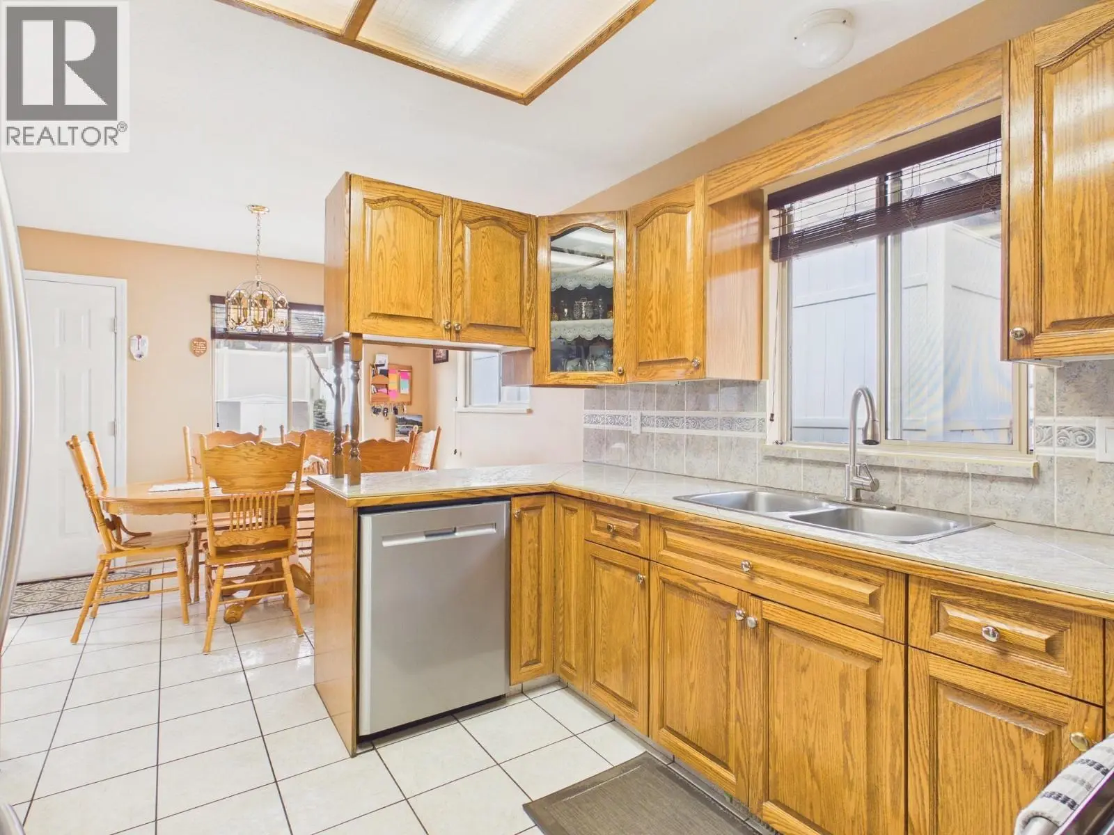 12102 Golf Course Drive. Osoyoos, British Columbia