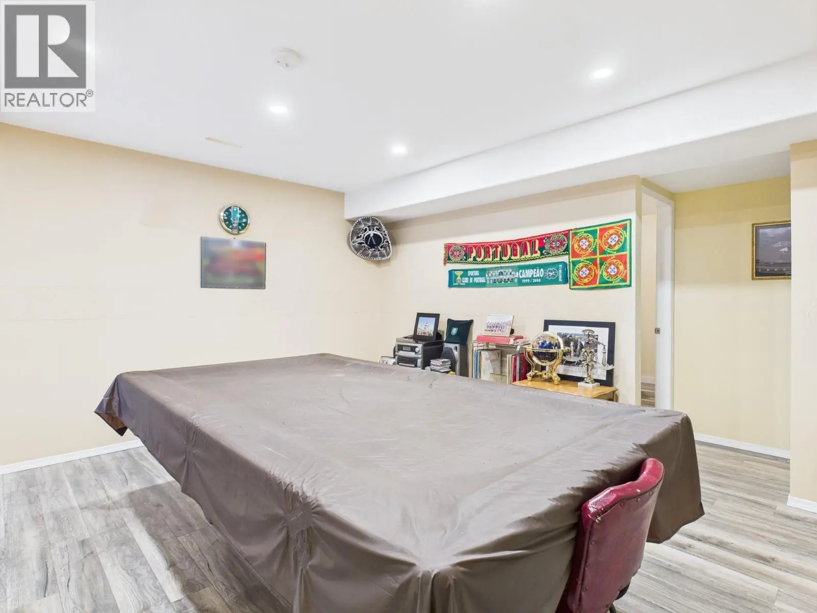 12102 Golf Course Drive. Osoyoos, British Columbia