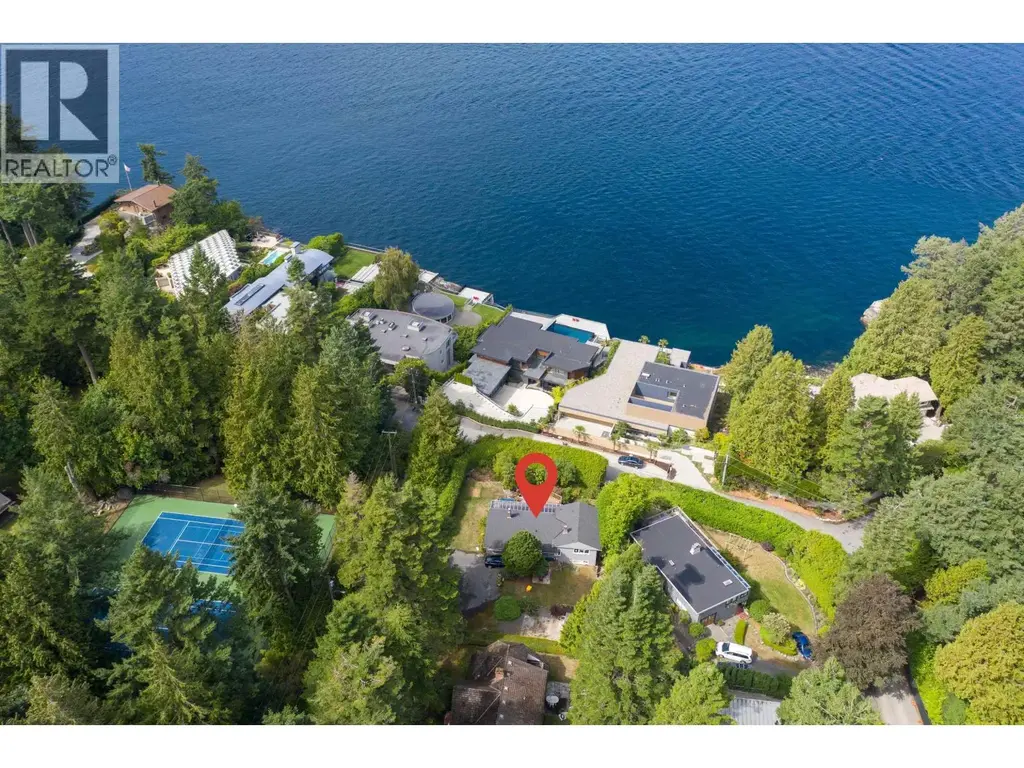 7195 Rockland Wynd, West Vancouver