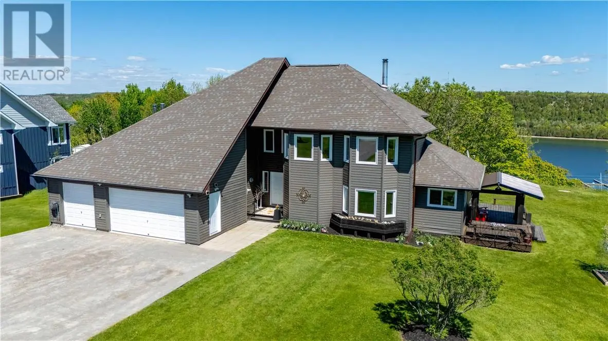 36 Fraser Street, Gore Bay, Manitoulin Island