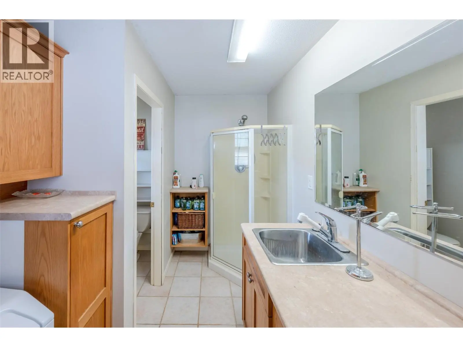 351 Jones Way Road. Oliver, British Columbia