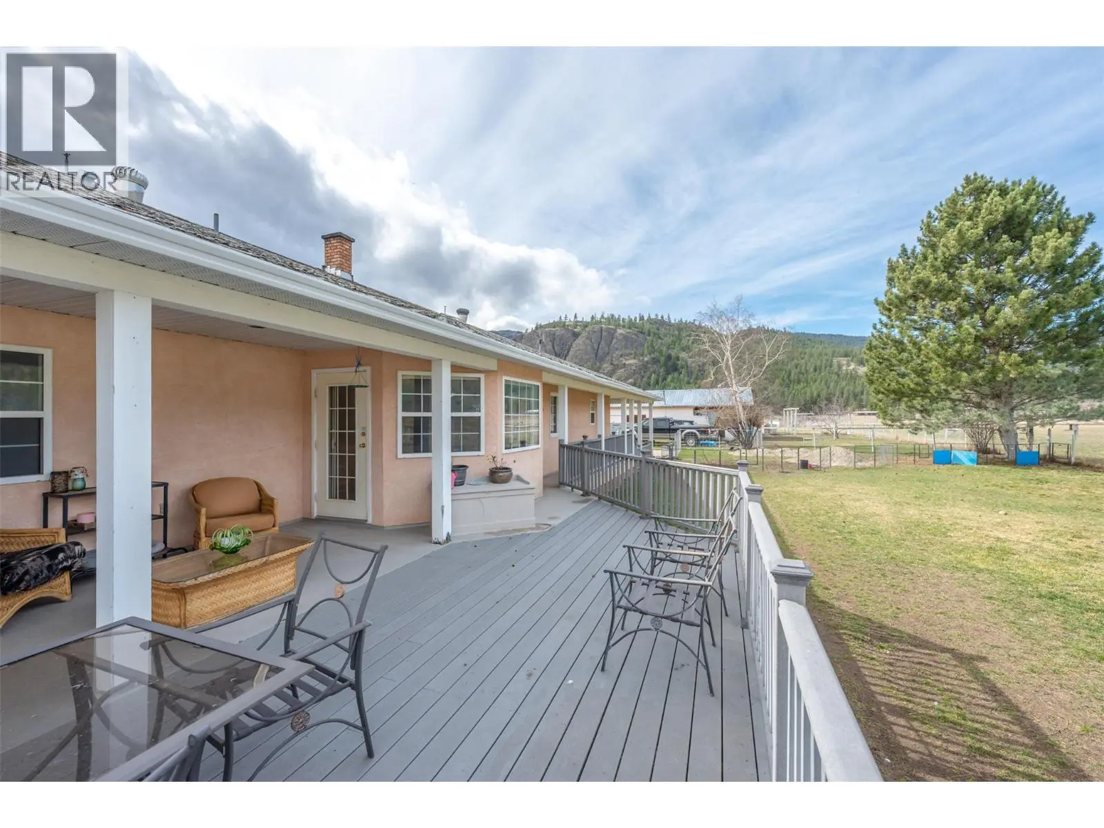 351 Jones Way Road. Oliver, British Columbia