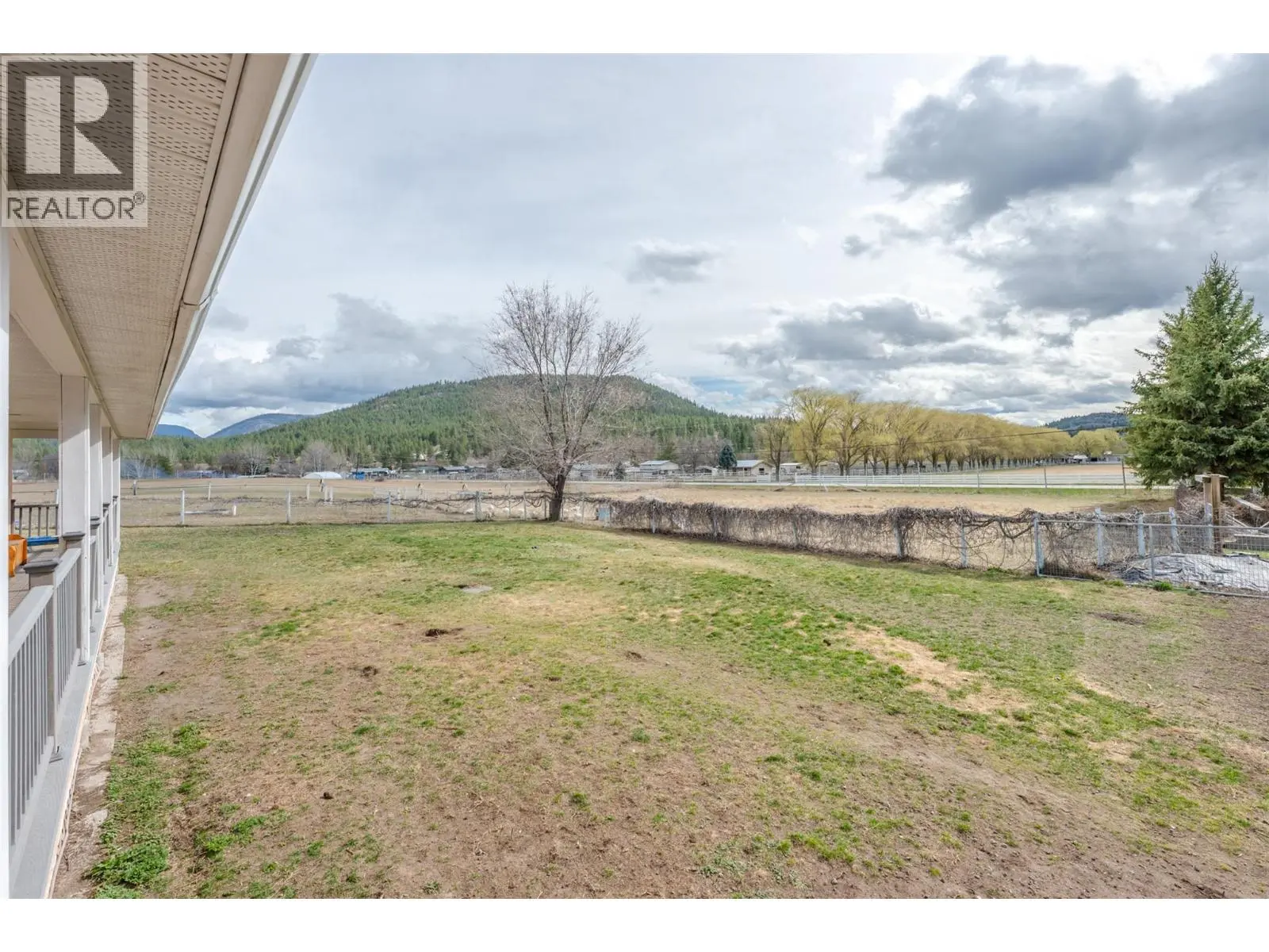 351 Jones Way Road. Oliver, British Columbia