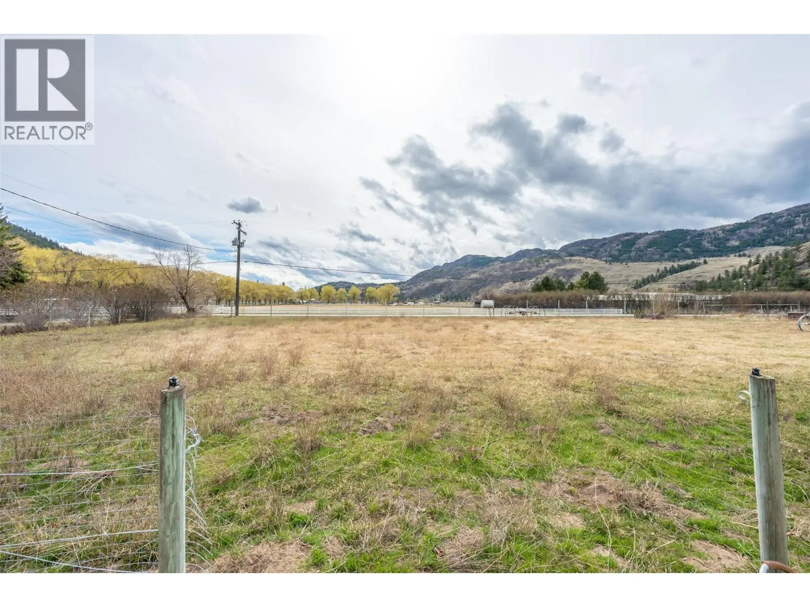 351 Jones Way Road. Oliver, British Columbia