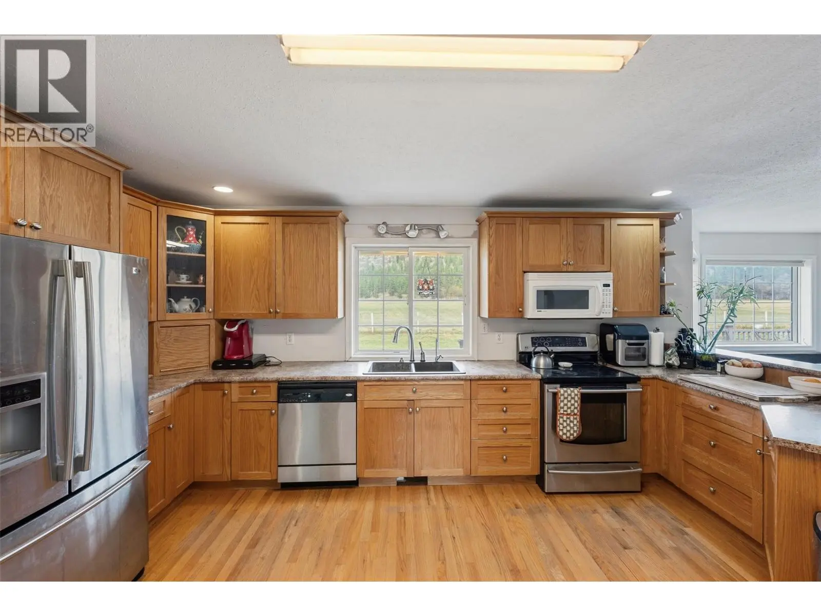 351 Jones Way Road. Oliver, British Columbia