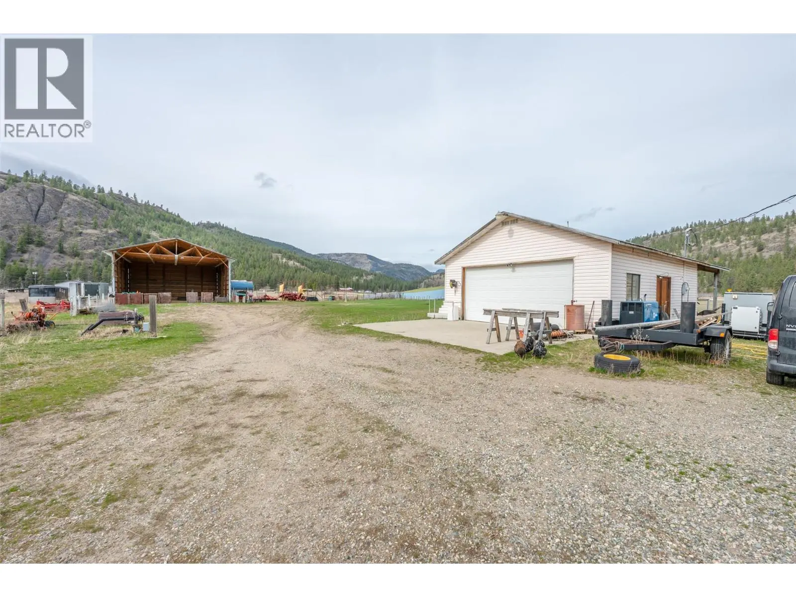 351 Jones Way Road. Oliver, British Columbia