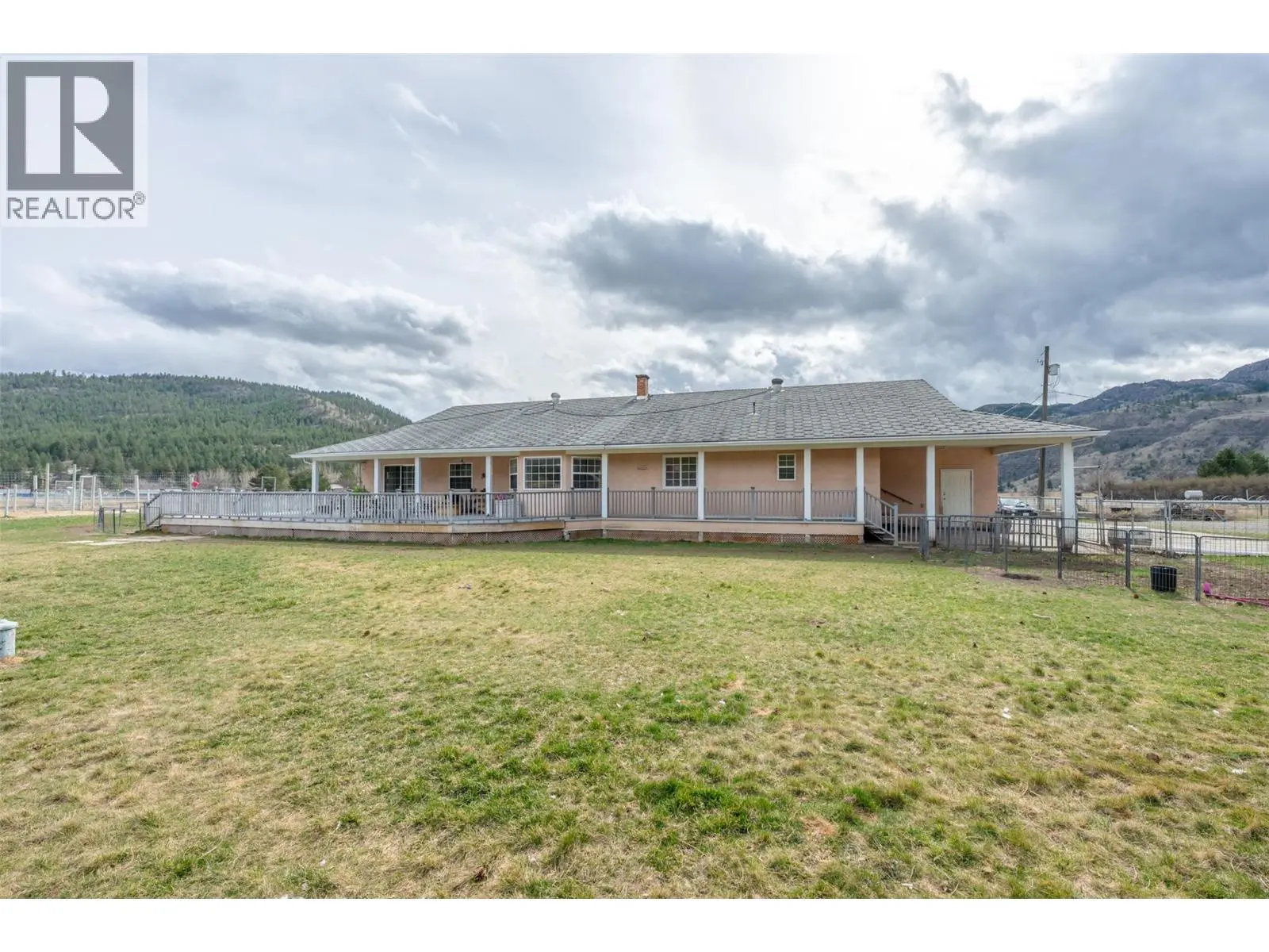 351 Jones Way Road. Oliver, British Columbia