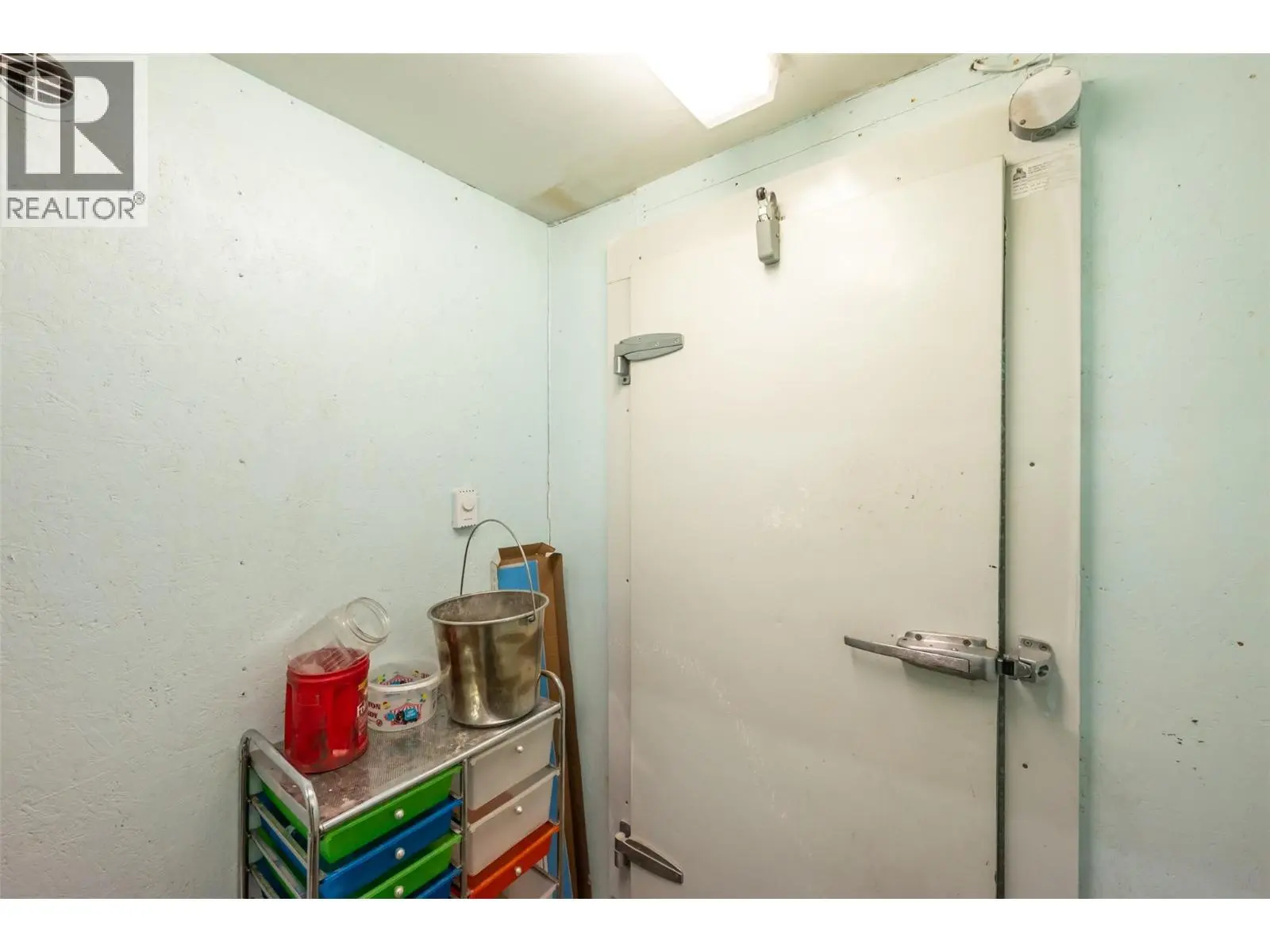 351 Jones Way Road. Oliver, British Columbia