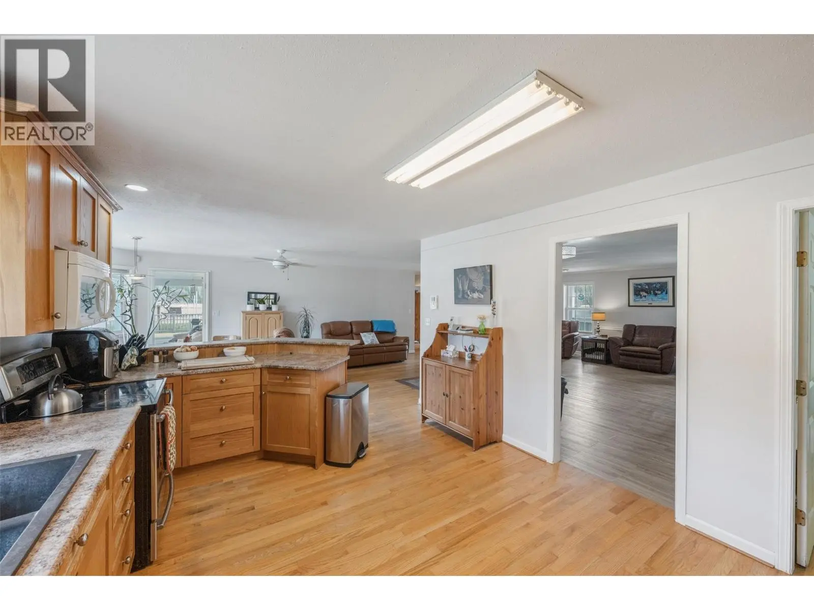 351 Jones Way Road. Oliver, British Columbia
