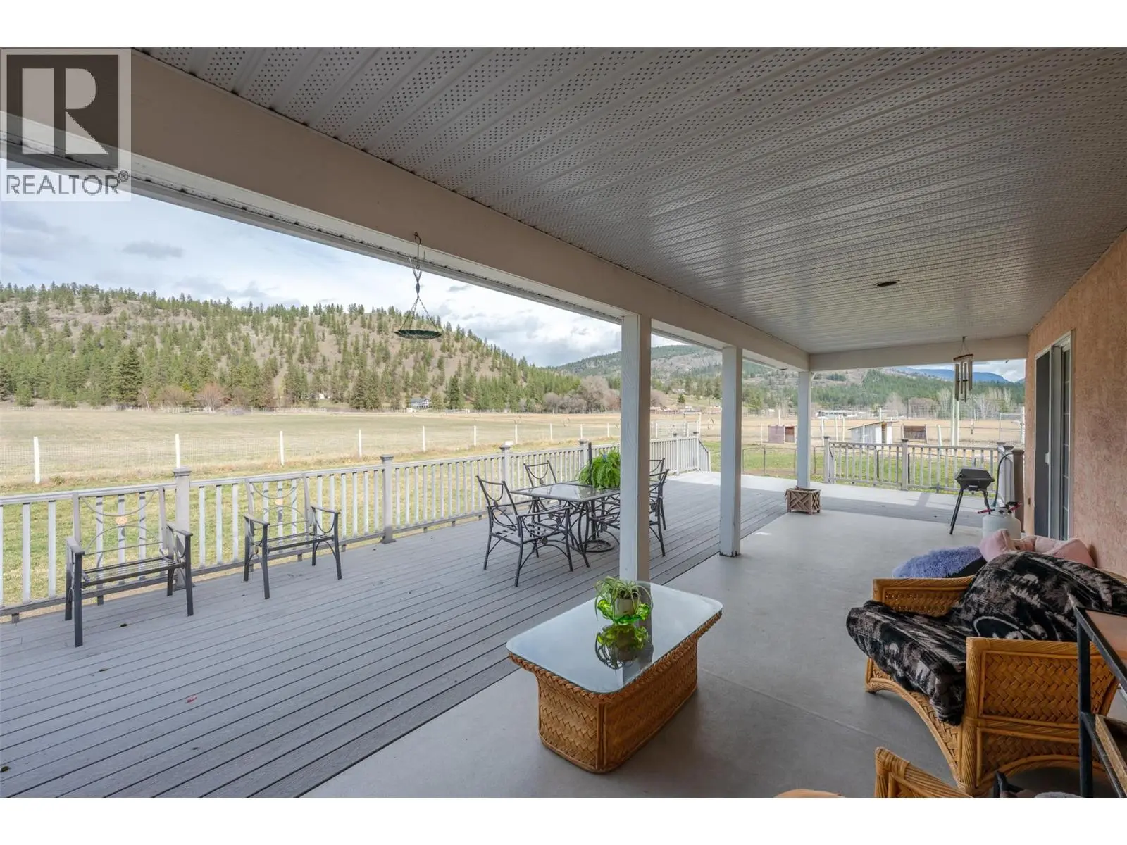351 Jones Way Road. Oliver, British Columbia