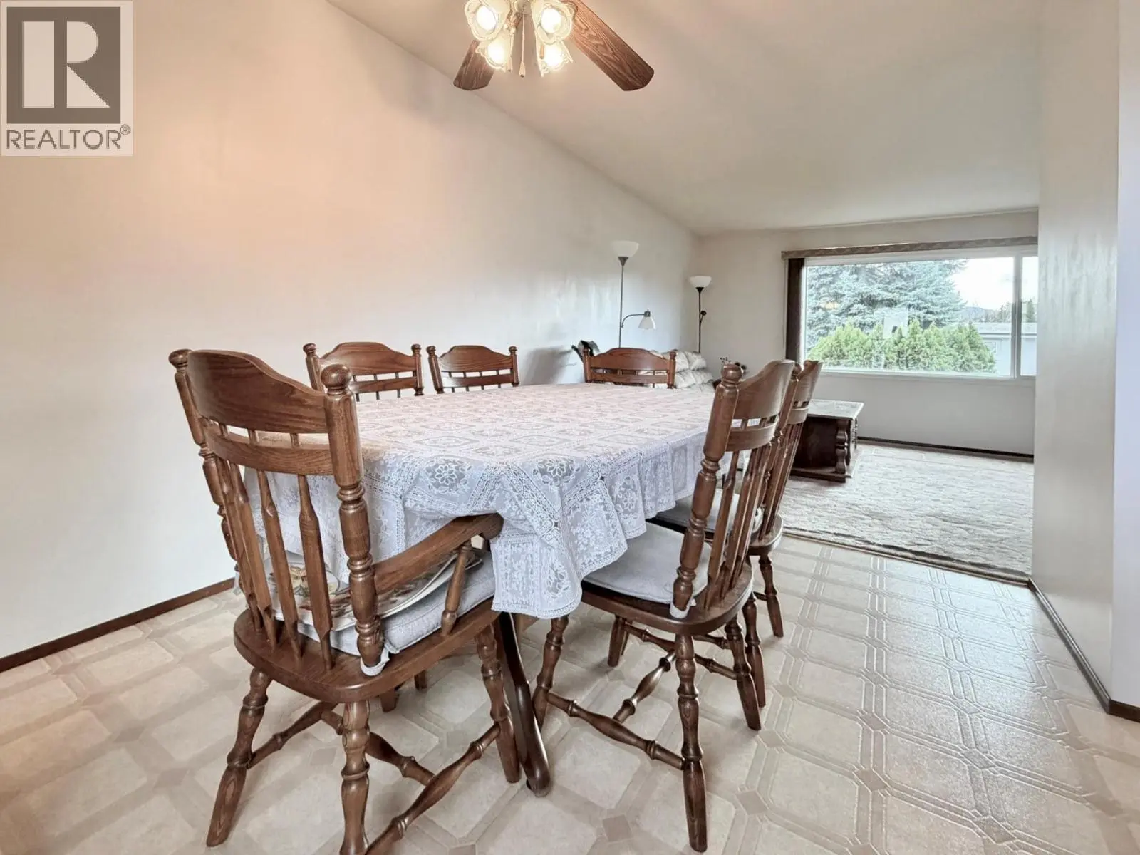 11102 Scott Street. Summerland, British Columbia