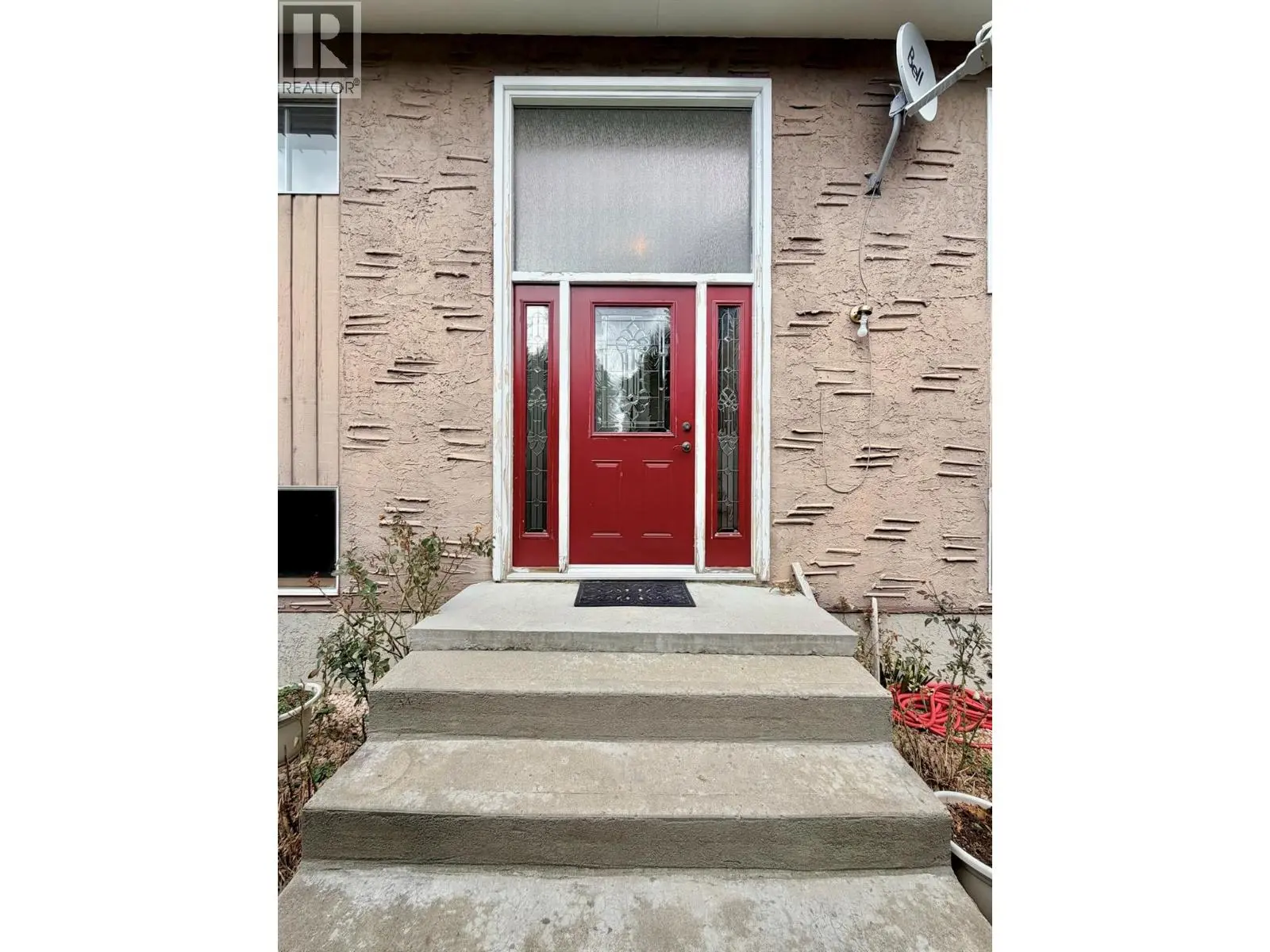 11102 Scott Street. Summerland, British Columbia