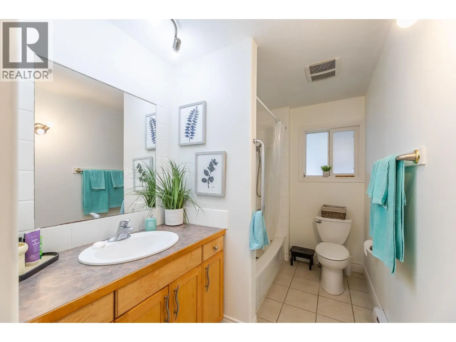 11020 Adams Avenue. Summerland, British Columbia