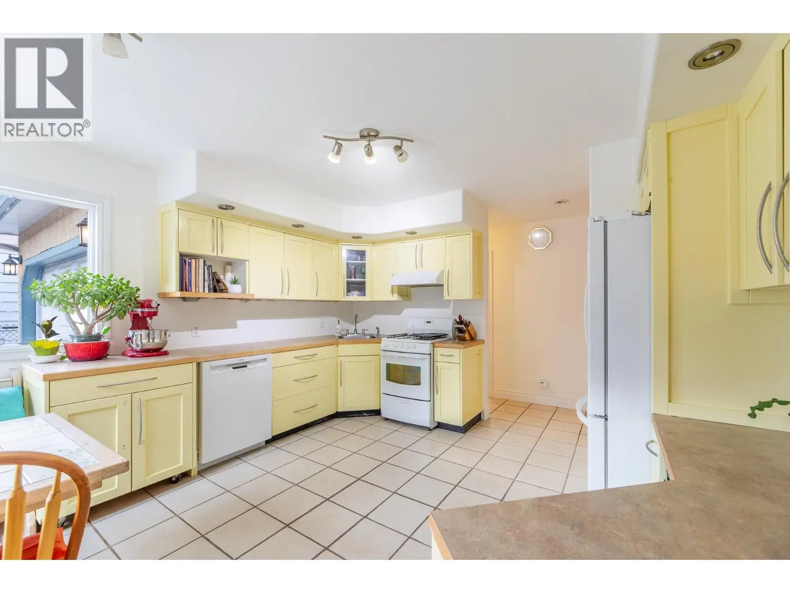 11020 Adams Avenue. Summerland, British Columbia