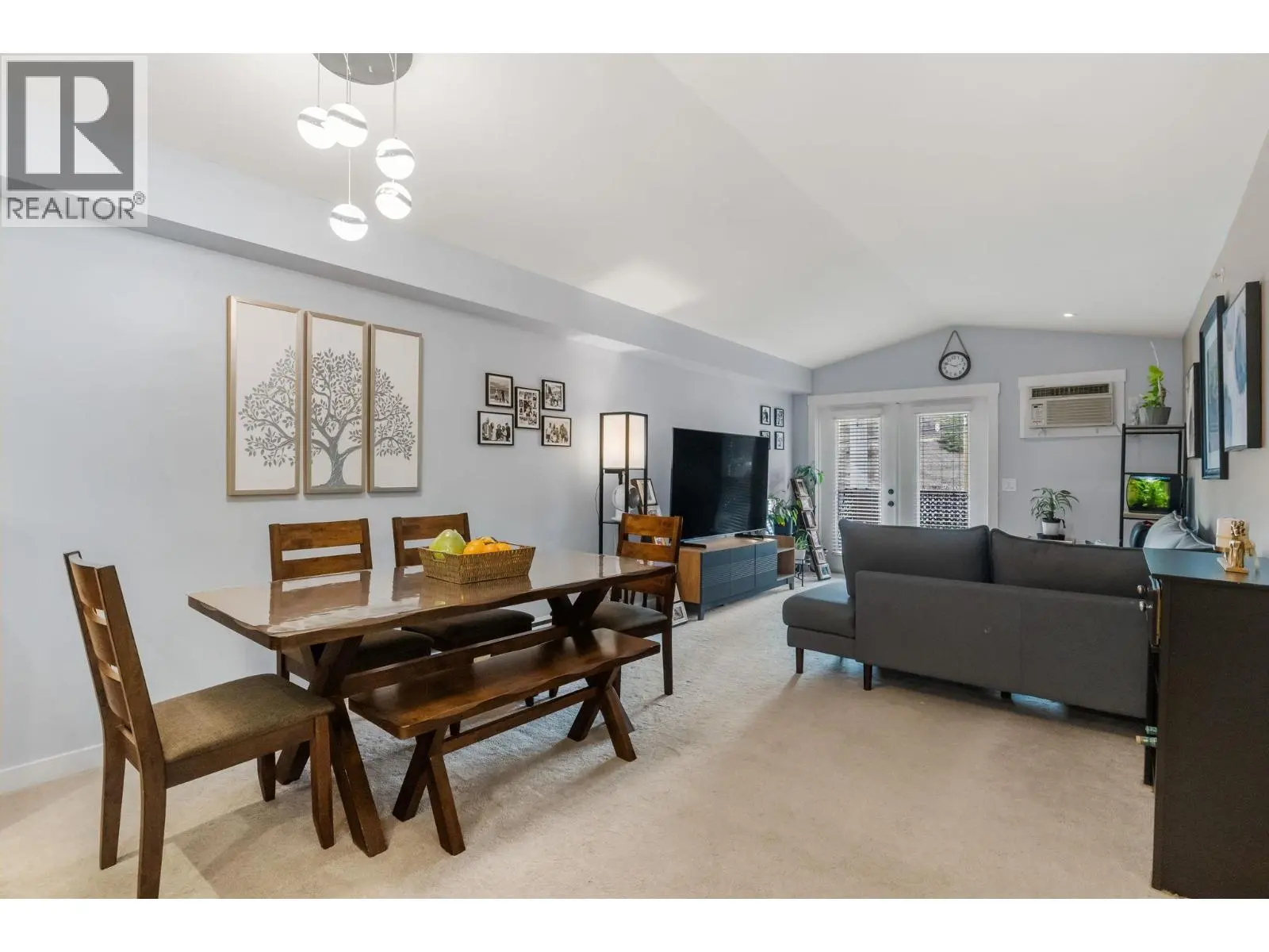 10529 Powley Court Unit# 305. Lake Country, British Columbia