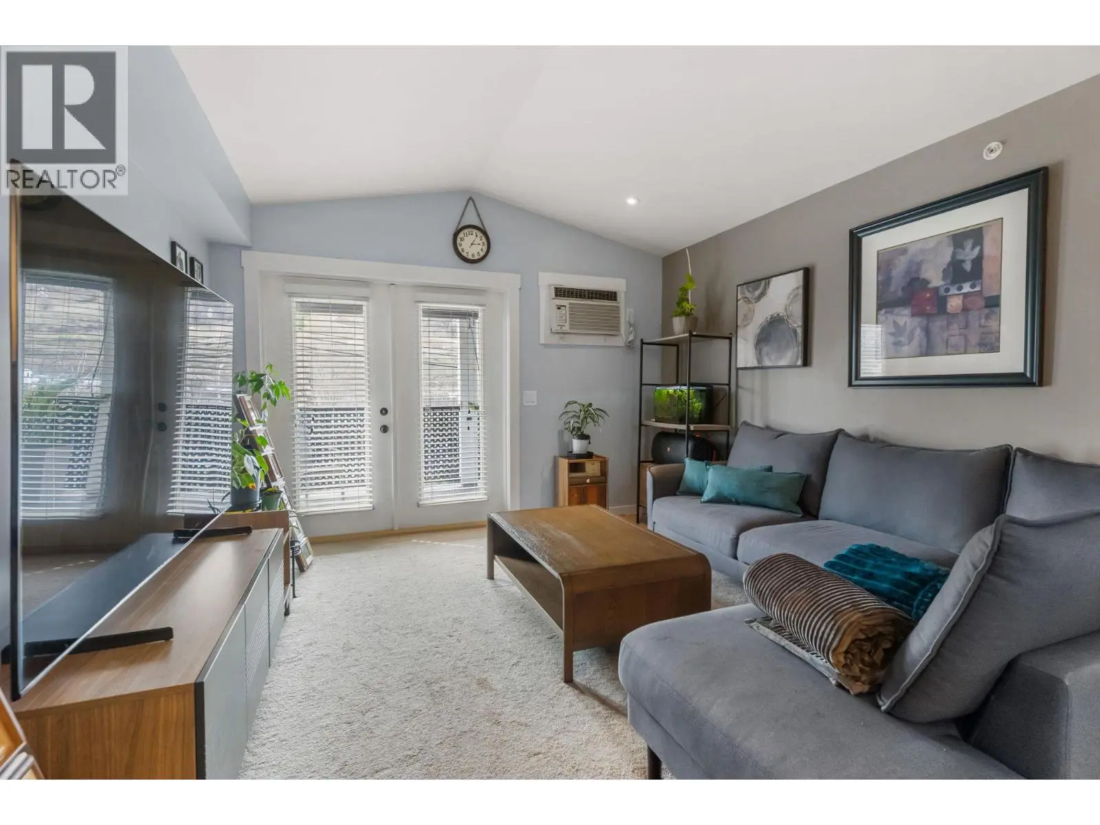 10529 Powley Court Unit# 305. Lake Country, British Columbia