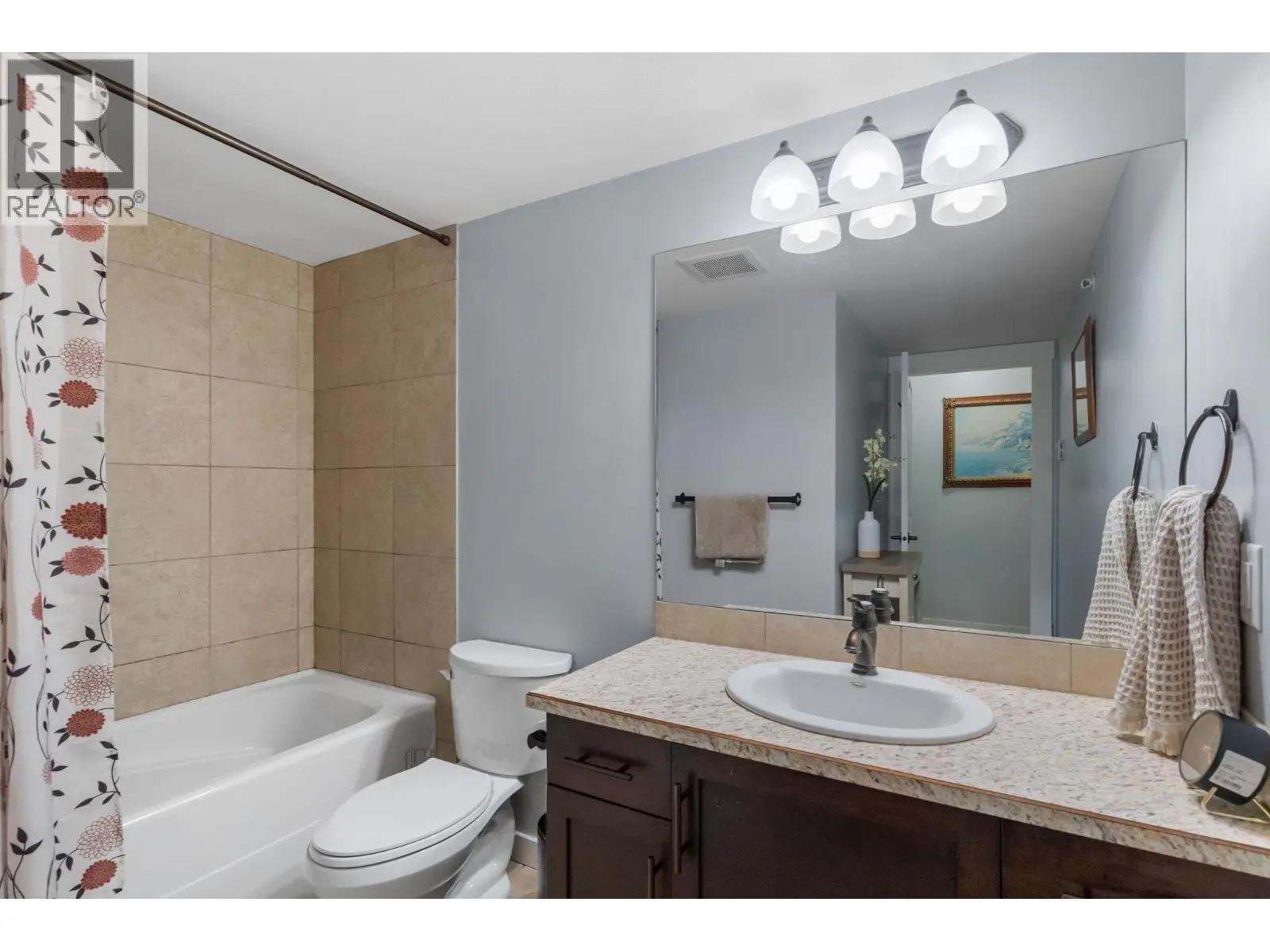 10529 Powley Court Unit# 305. Lake Country, British Columbia