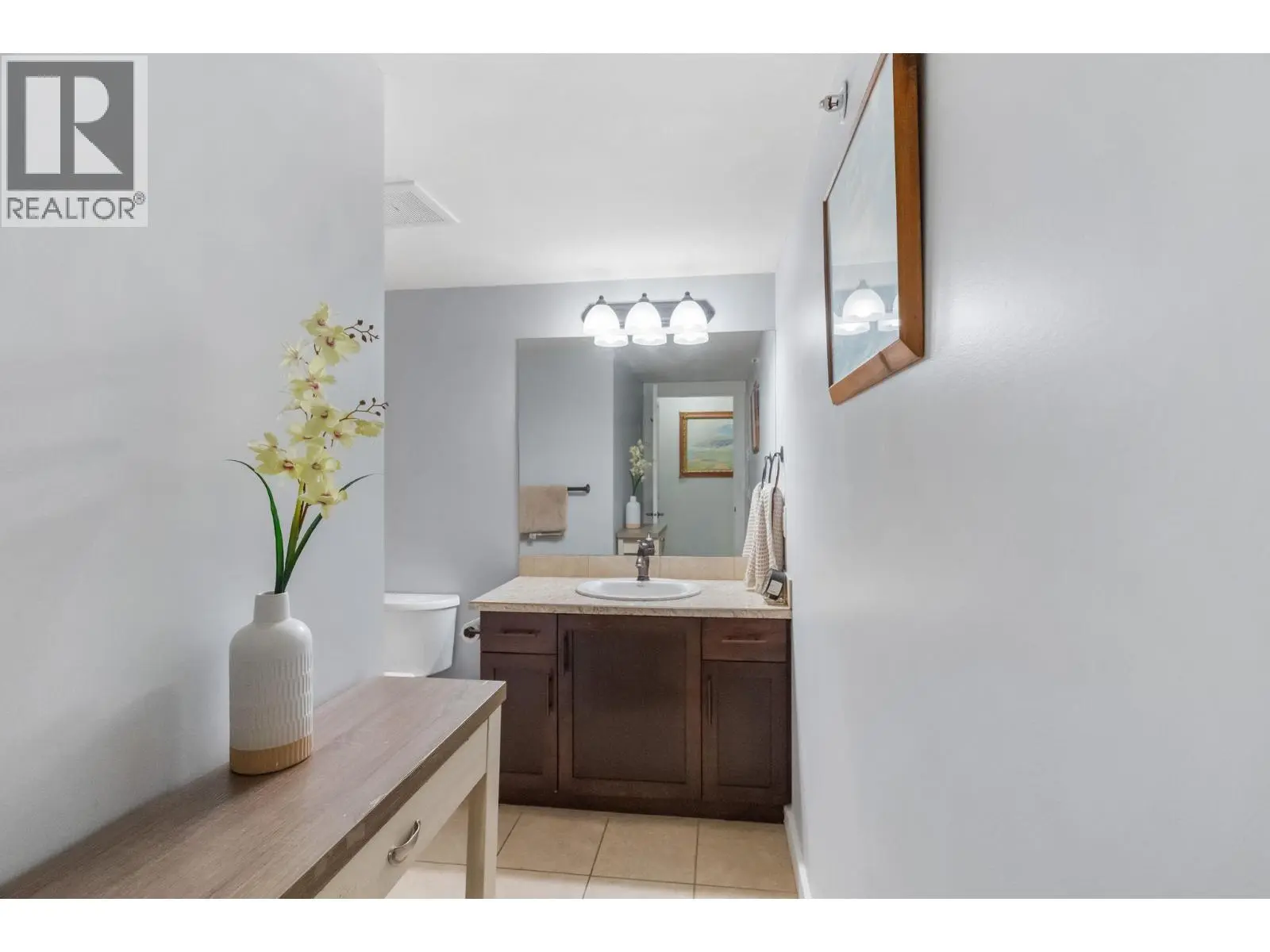 10529 Powley Court Unit# 305. Lake Country, British Columbia