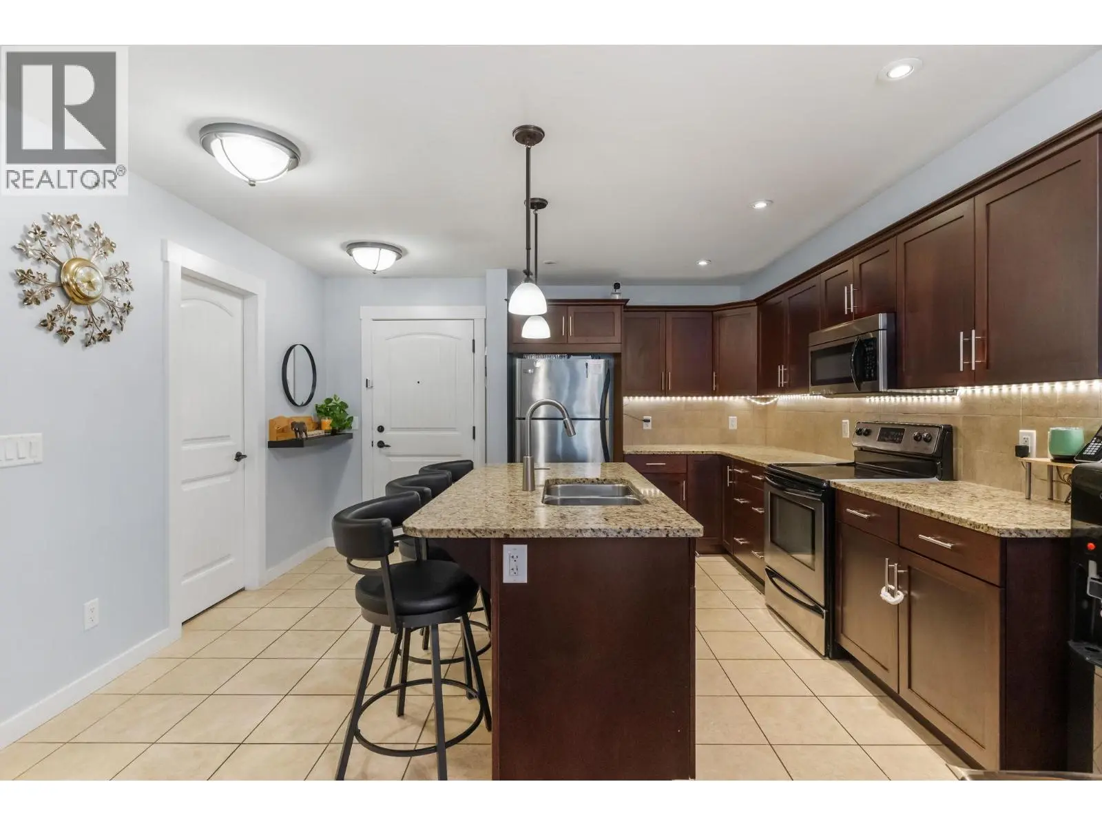 10529 Powley Court Unit# 305. Lake Country, British Columbia