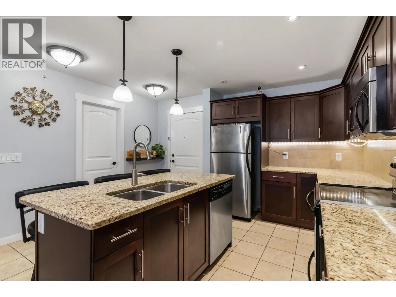 10529 Powley Court Unit# 305. Lake Country, British Columbia