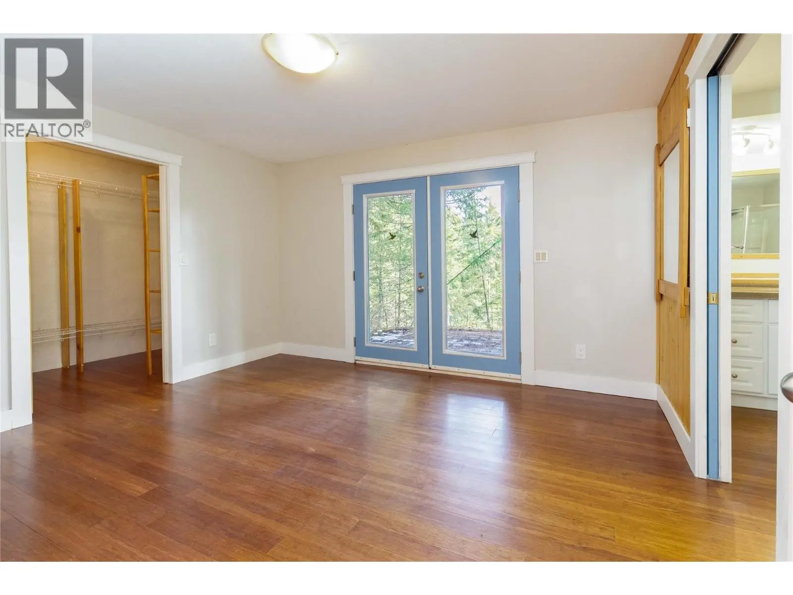 3230 Salmon River Road. Salmon Arm, British Columbia