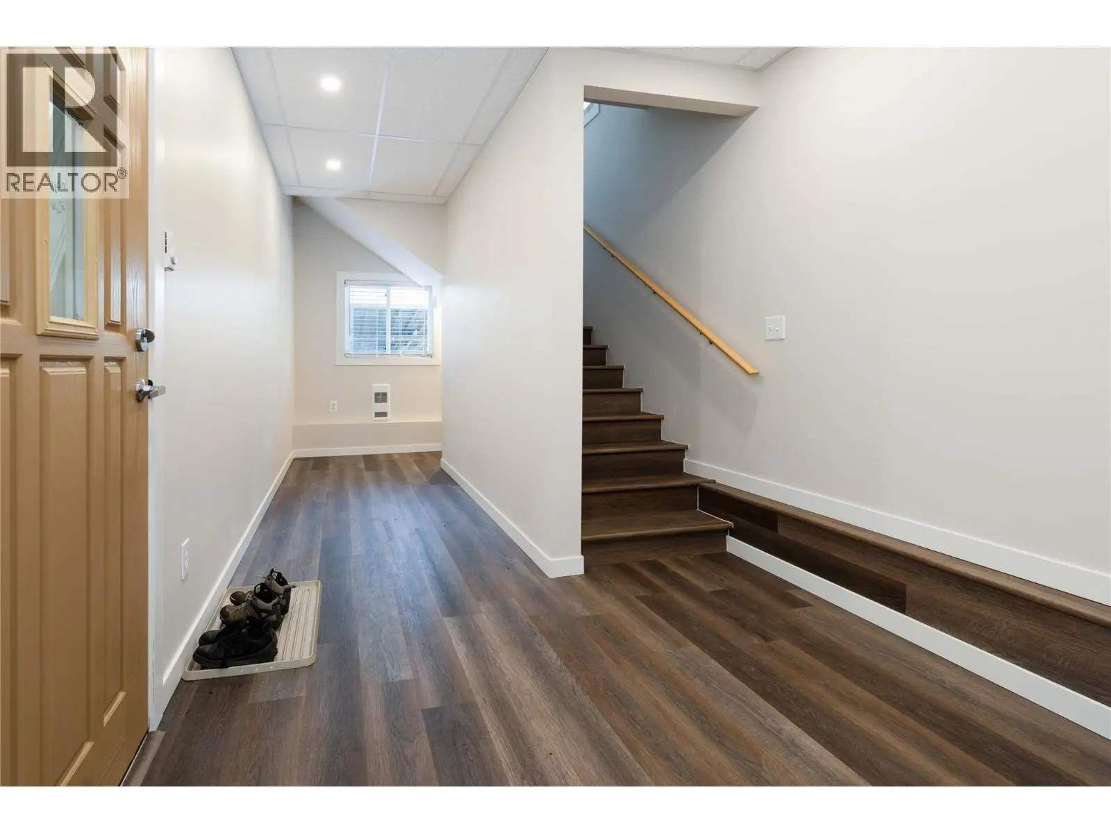 3230 Salmon River Road. Salmon Arm, British Columbia