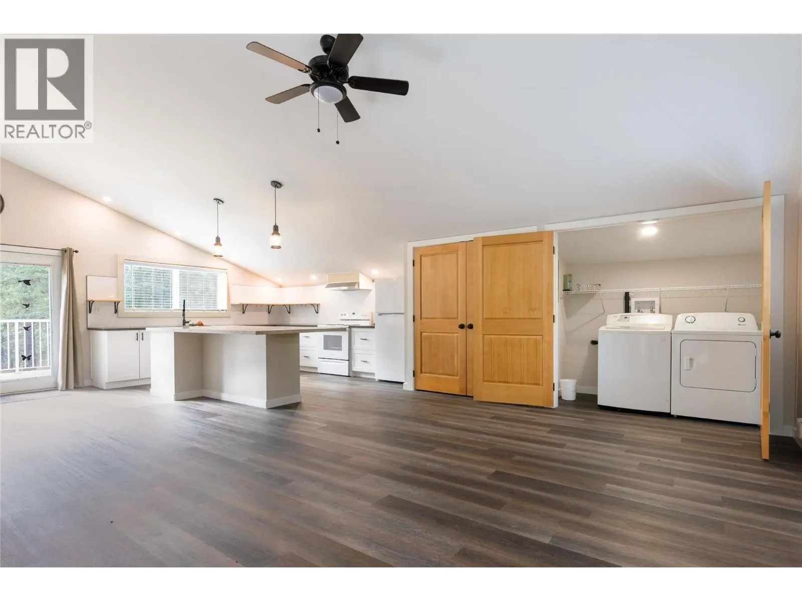 3230 Salmon River Road. Salmon Arm, British Columbia