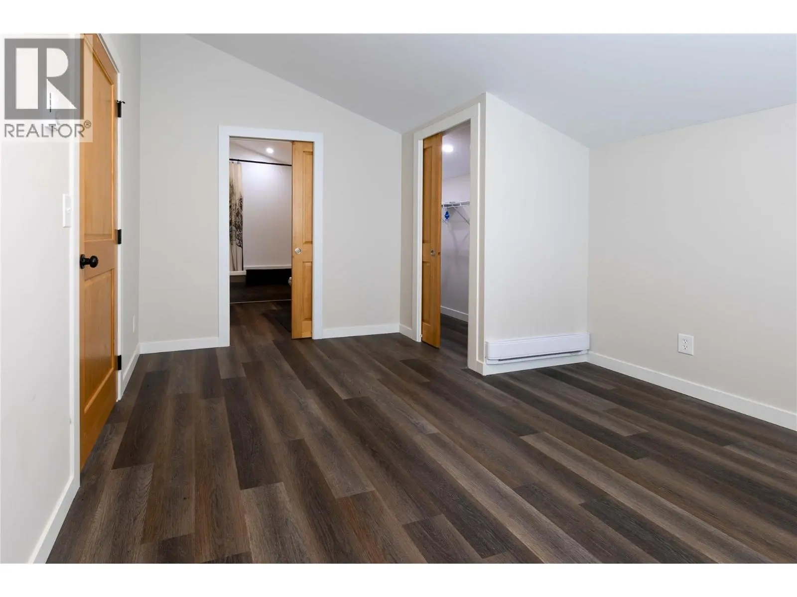 3230 Salmon River Road. Salmon Arm, British Columbia
