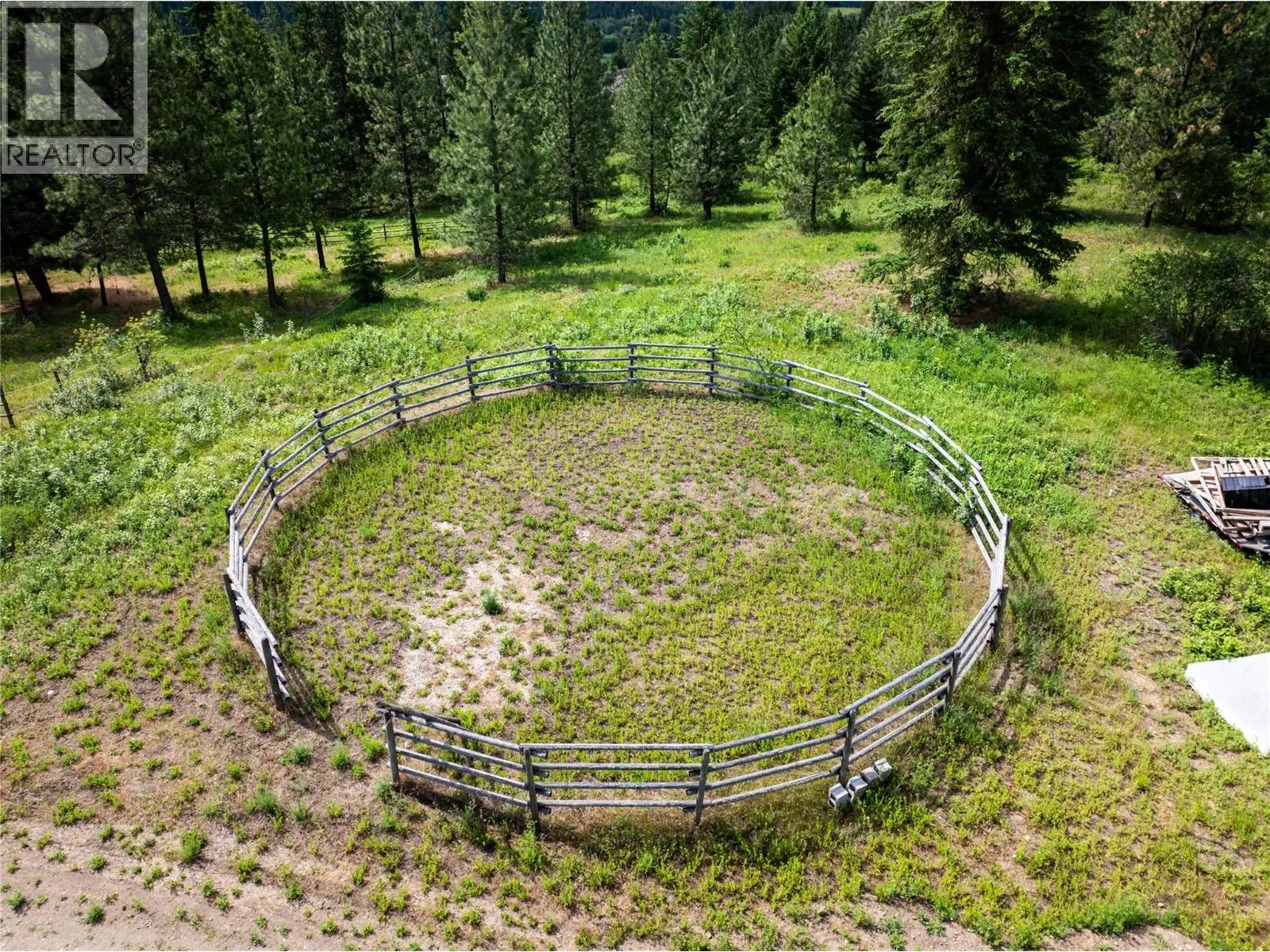 3230 Salmon River Road. Salmon Arm, British Columbia