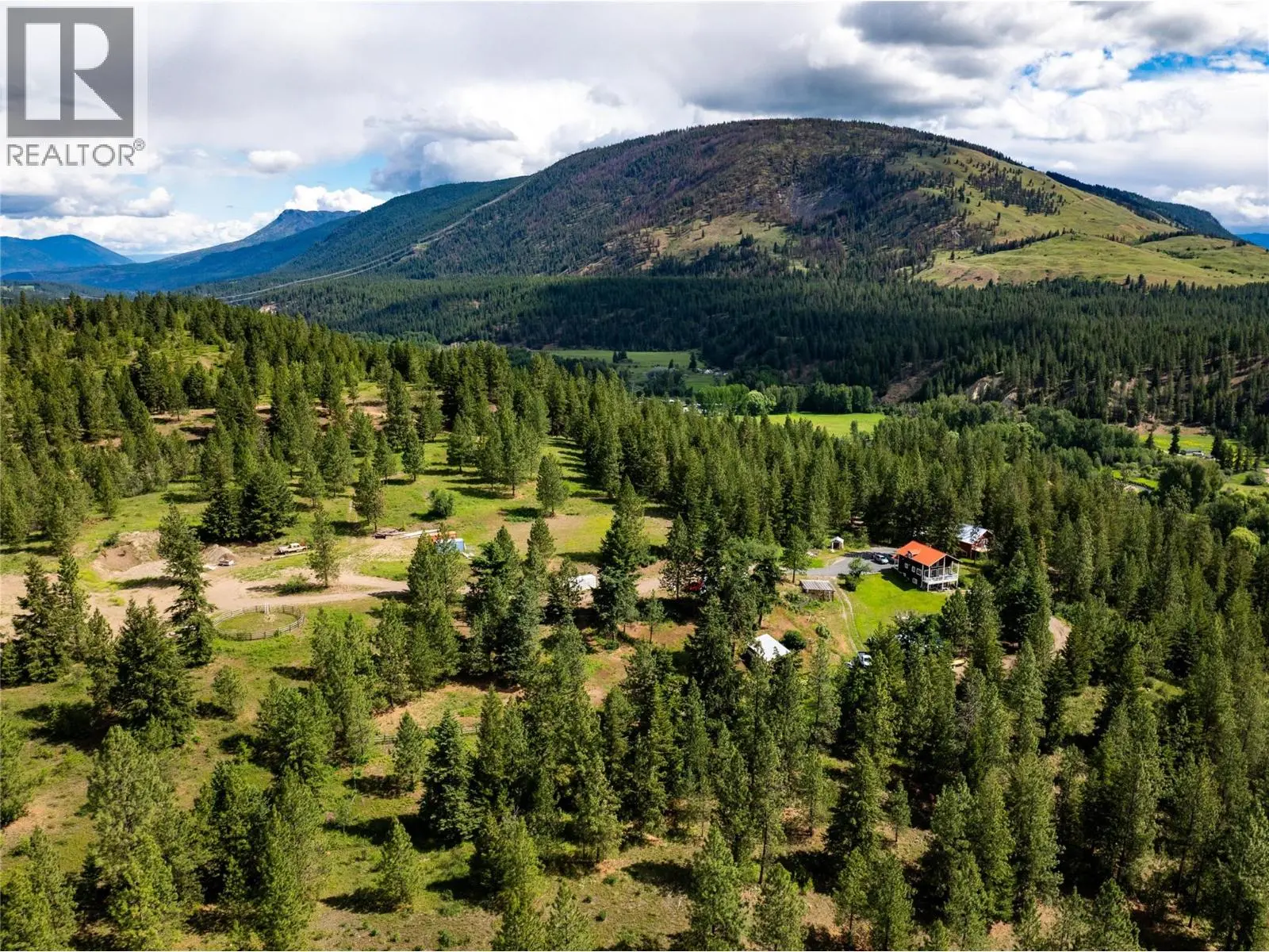 3230 Salmon River Road. Salmon Arm, British Columbia
