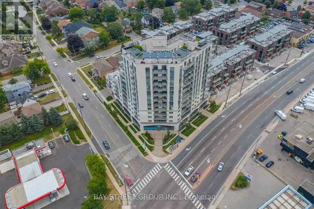 902 - 7730 Kipling Avenue, Vaughan (Vaughan Grove)