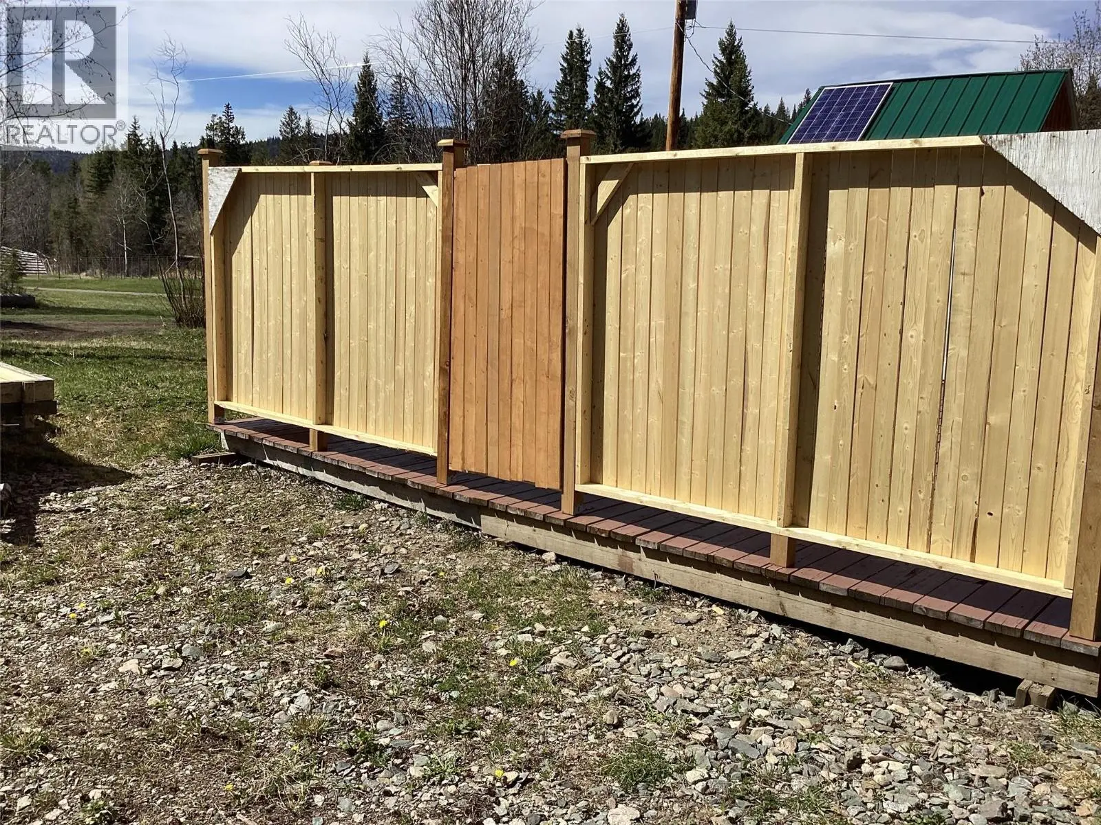 162 Link Lake Road. Princeton, British Columbia