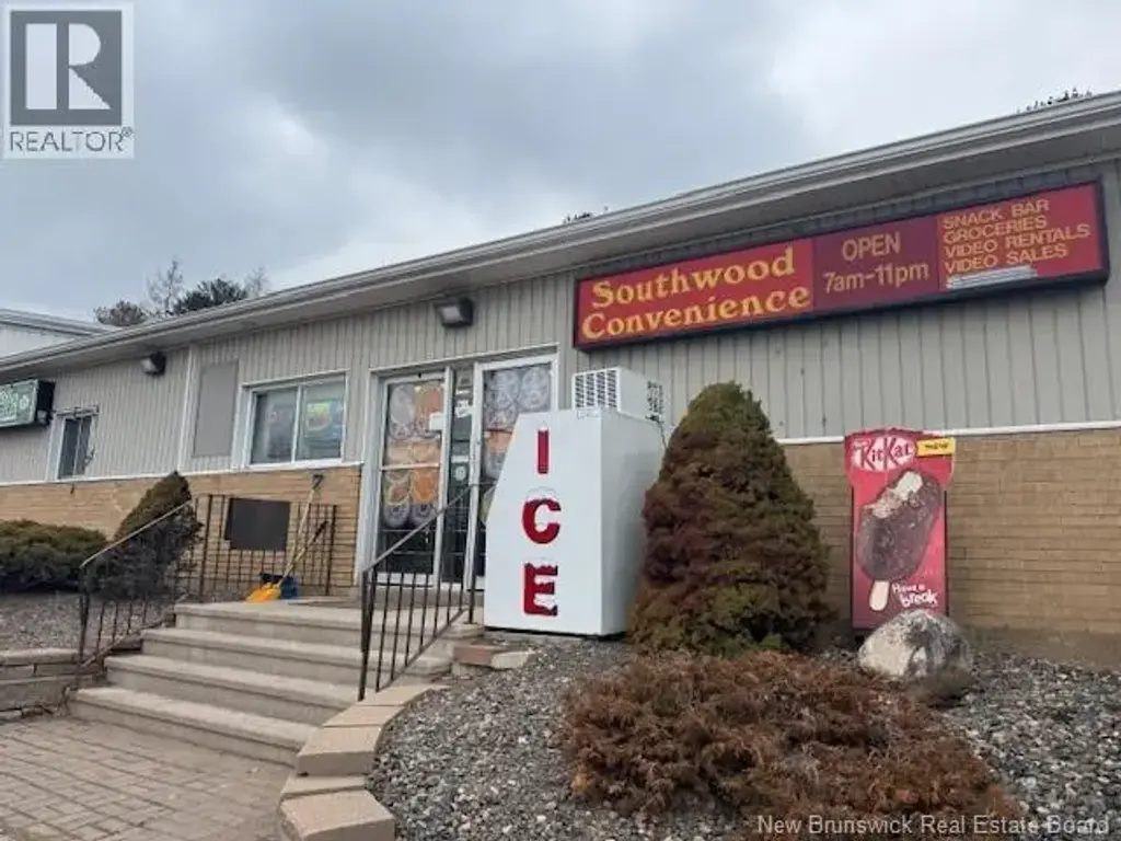 25 Hubbard Road, Fredericton