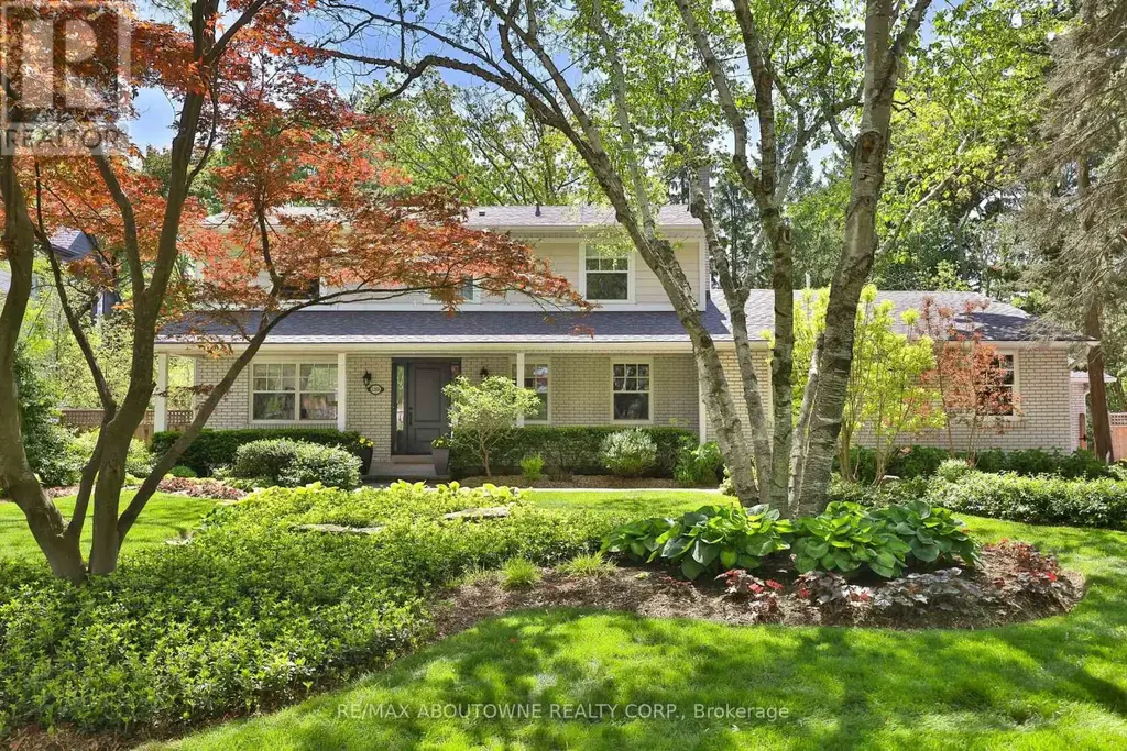 1268 Hillhurst Road, Oakville (MO Morrison)