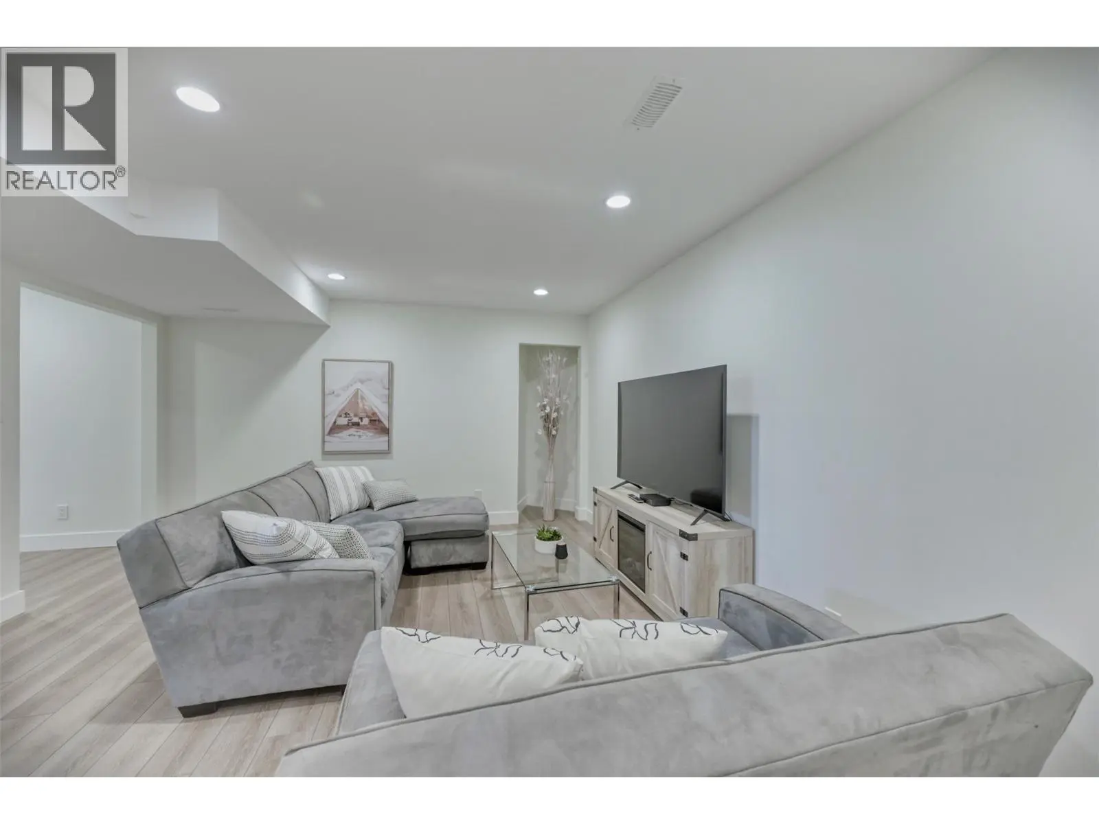 9302 62nd Avenue. Osoyoos, British Columbia